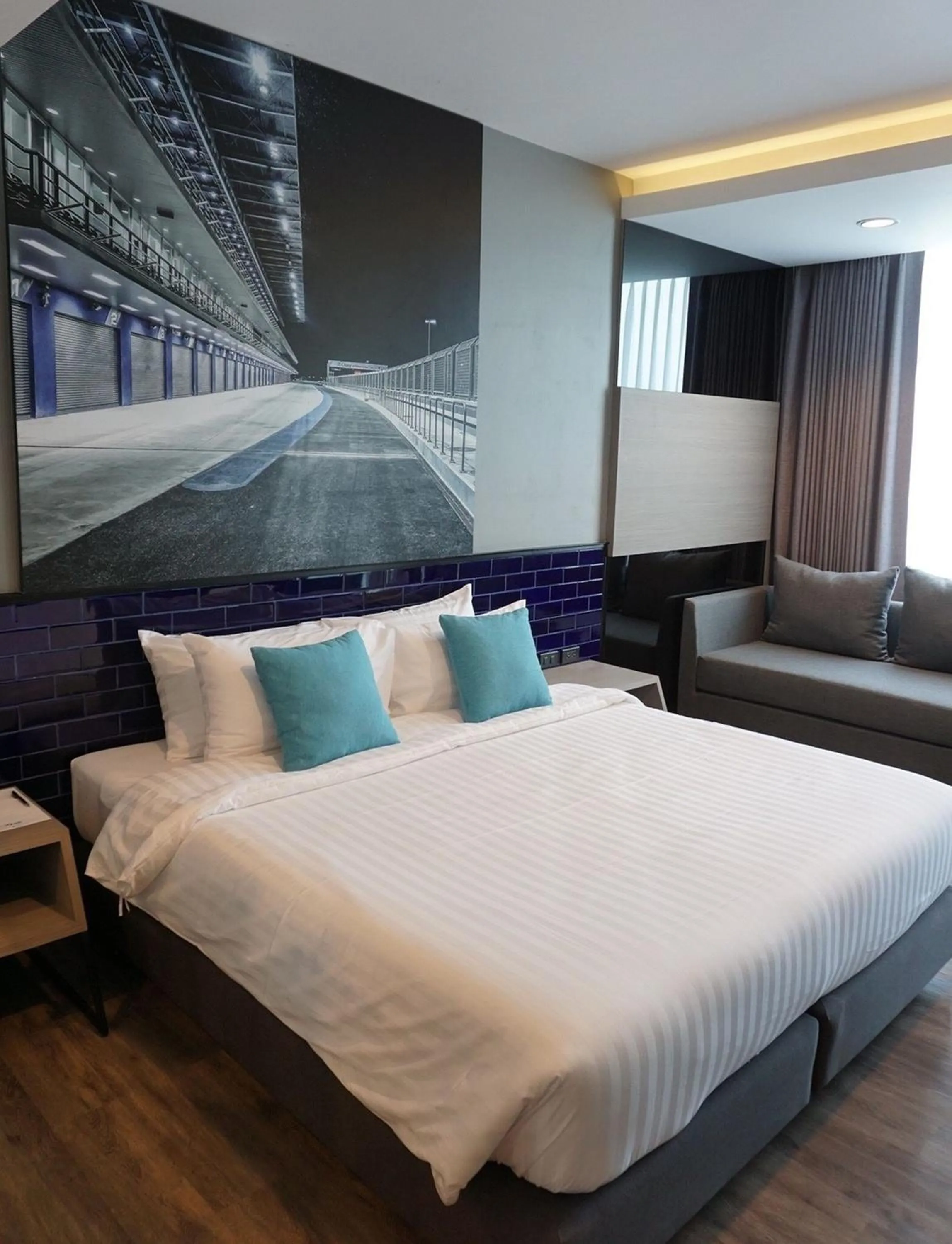Bedroom, Bed in The Crystal Hotel Buriram - formerly X2 Vibe Buriram