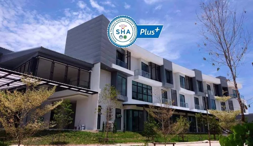 Hotel Chuan Chom The High Resort Saraburi - SHA Plus