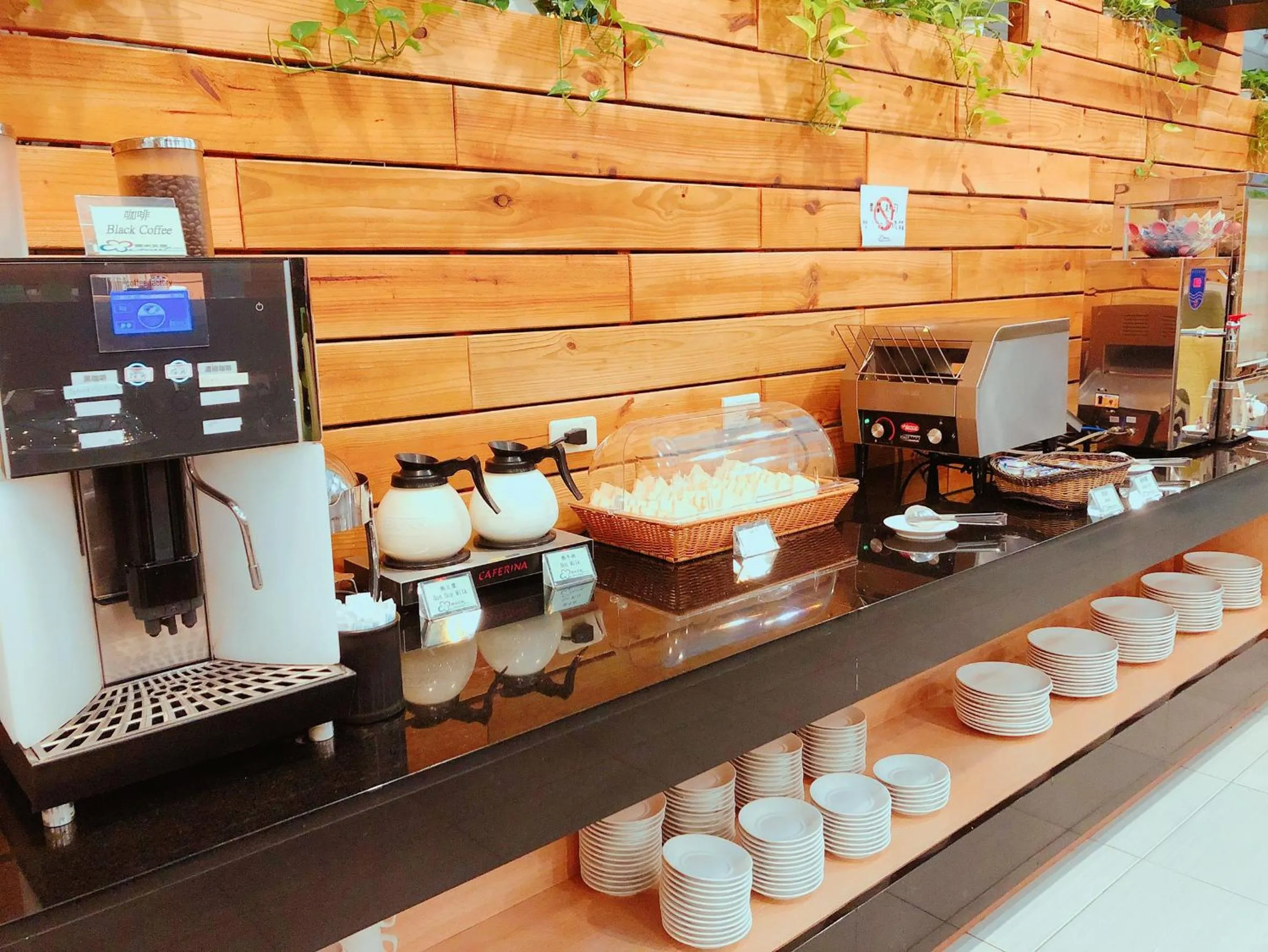 Coffee/tea facilities in Wemeet Hotel