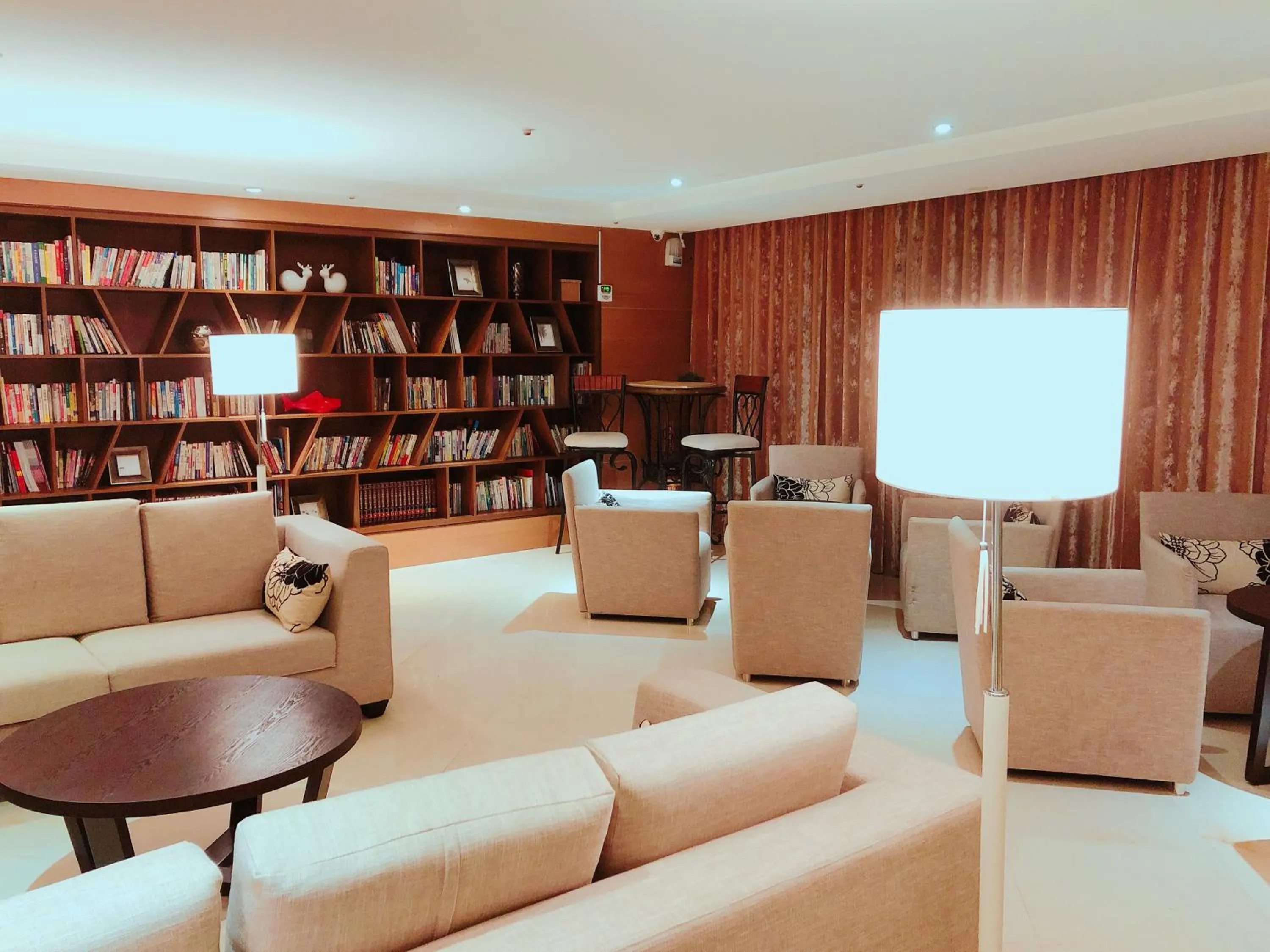 Library in Wemeet Hotel