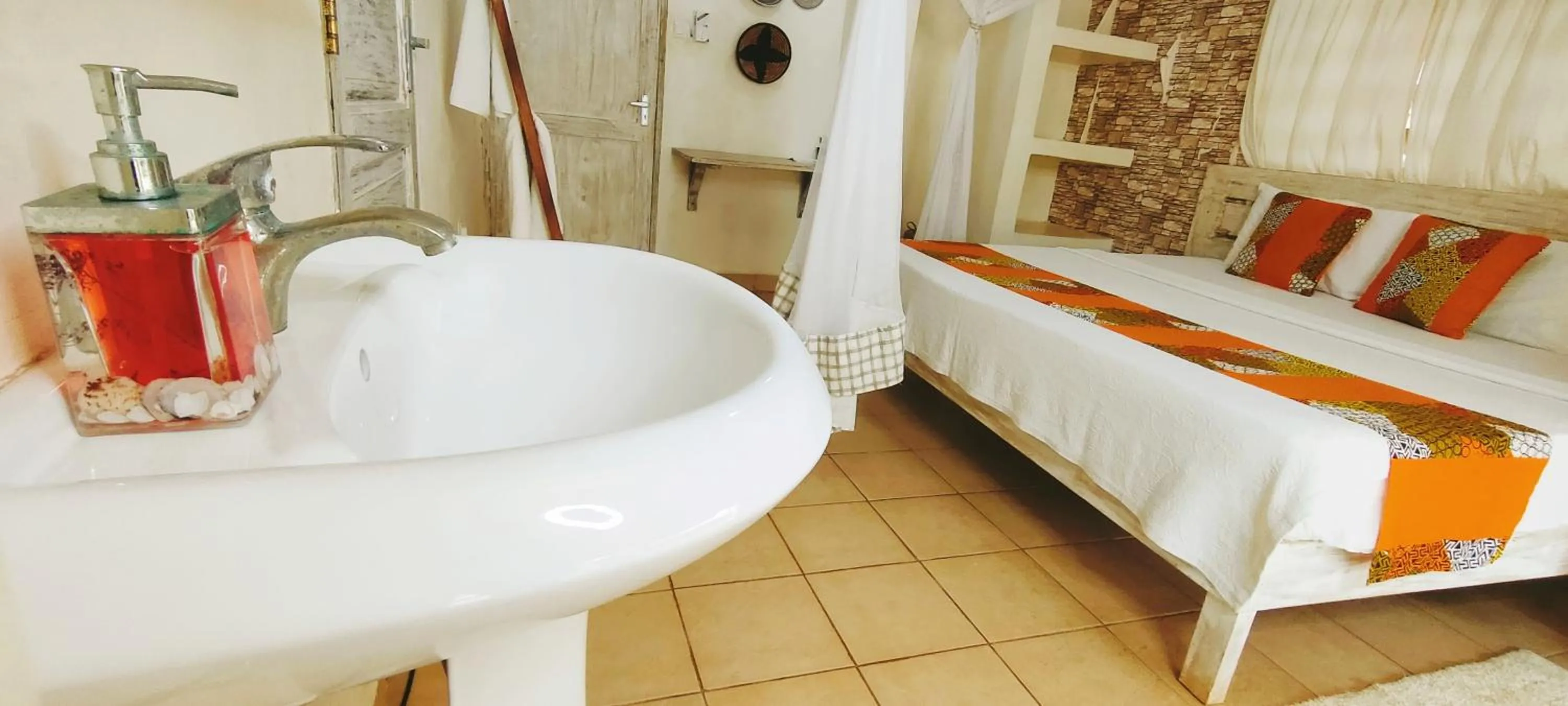 Bed in Upani in Diani