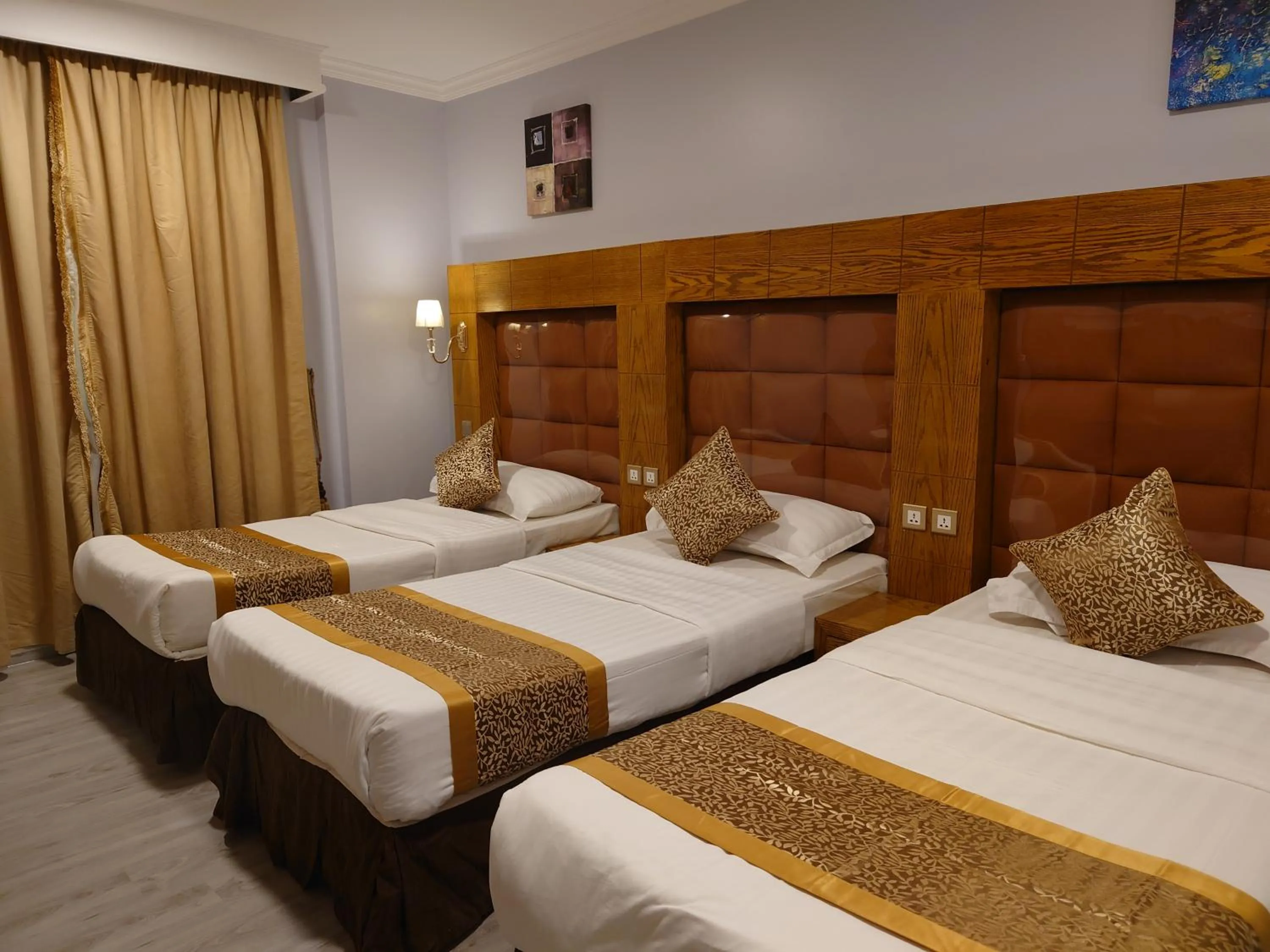 Bedroom, Bed in Travellerinn Serviced Apartment