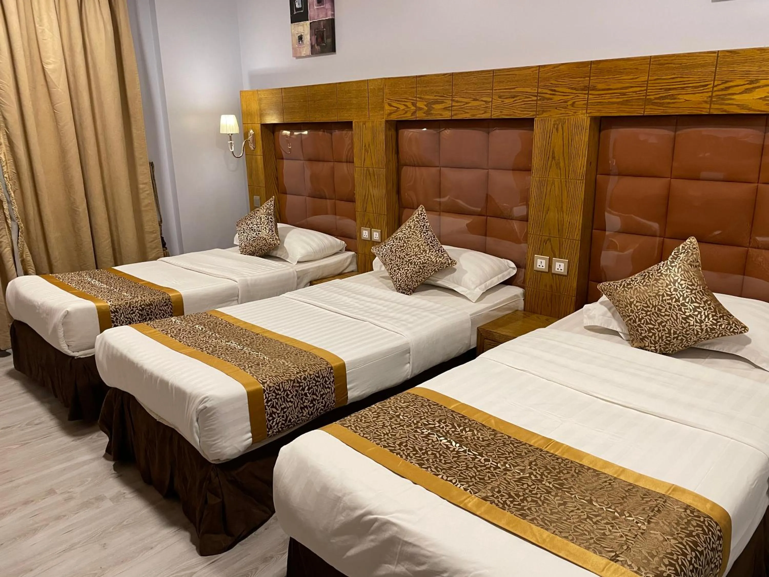 Bedroom, Bed in Travellerinn Serviced Apartment