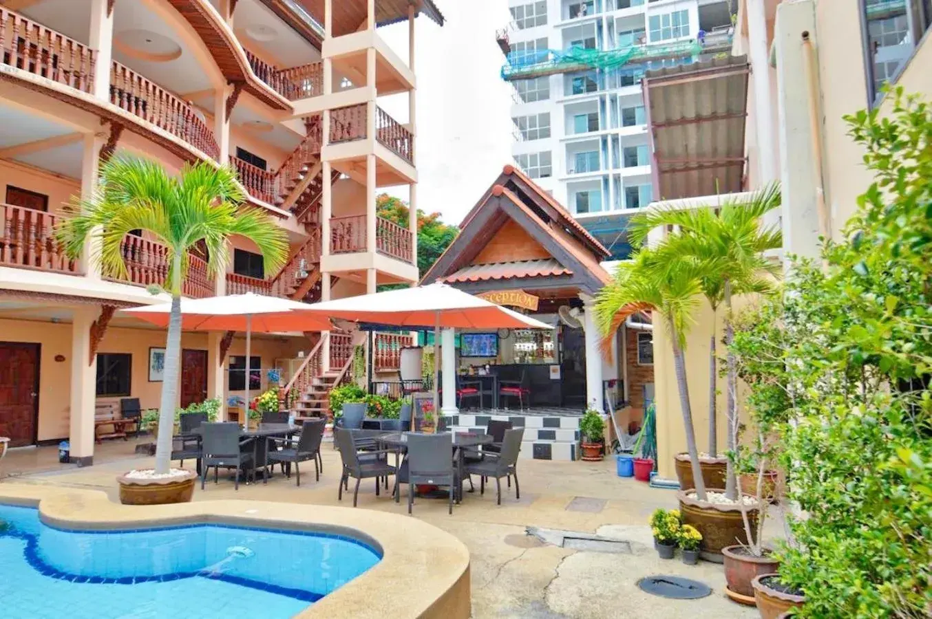 Double Room with Garden View in Phratamnak Inn - 100 meter from Beach Double Room with Garden View in Phratamnak Inn - 100 meter from Beach