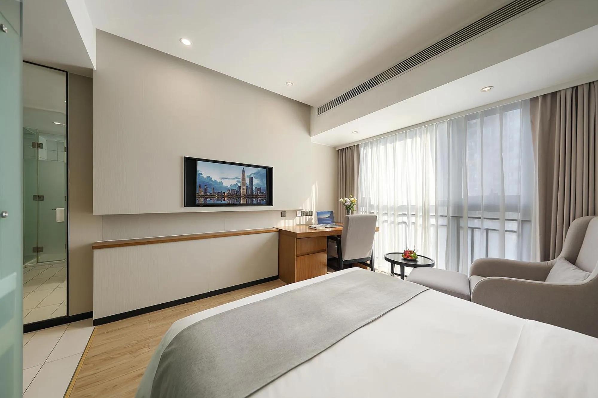 Photo of the whole room, Bed in Hongdu Hotel