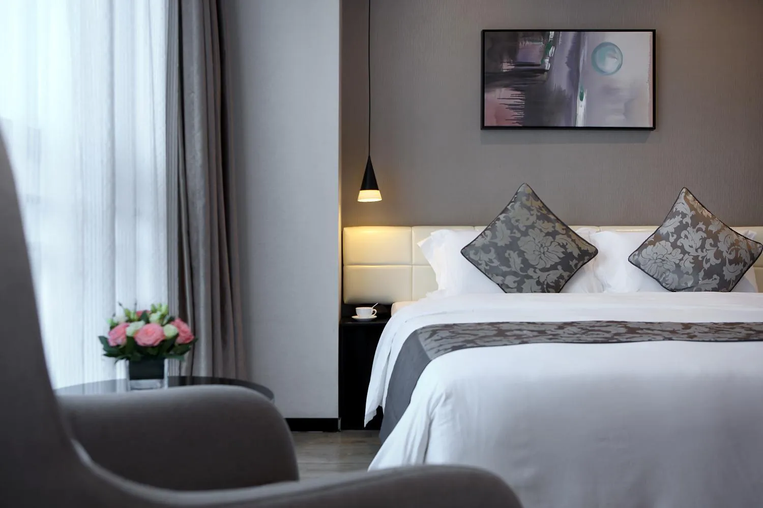 Bedroom, Bed in Hongdu Hotel