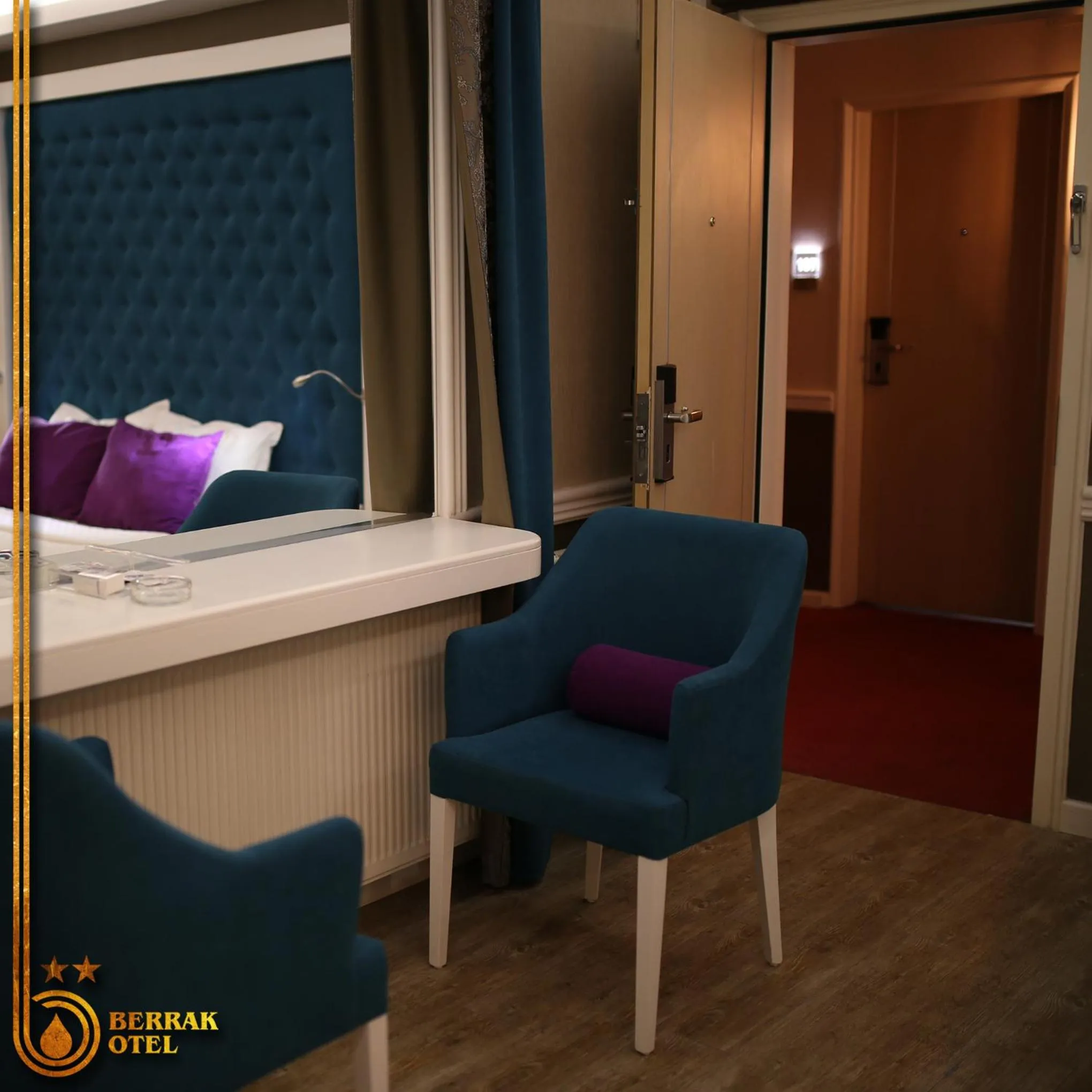 Seating area in Berrak Otel