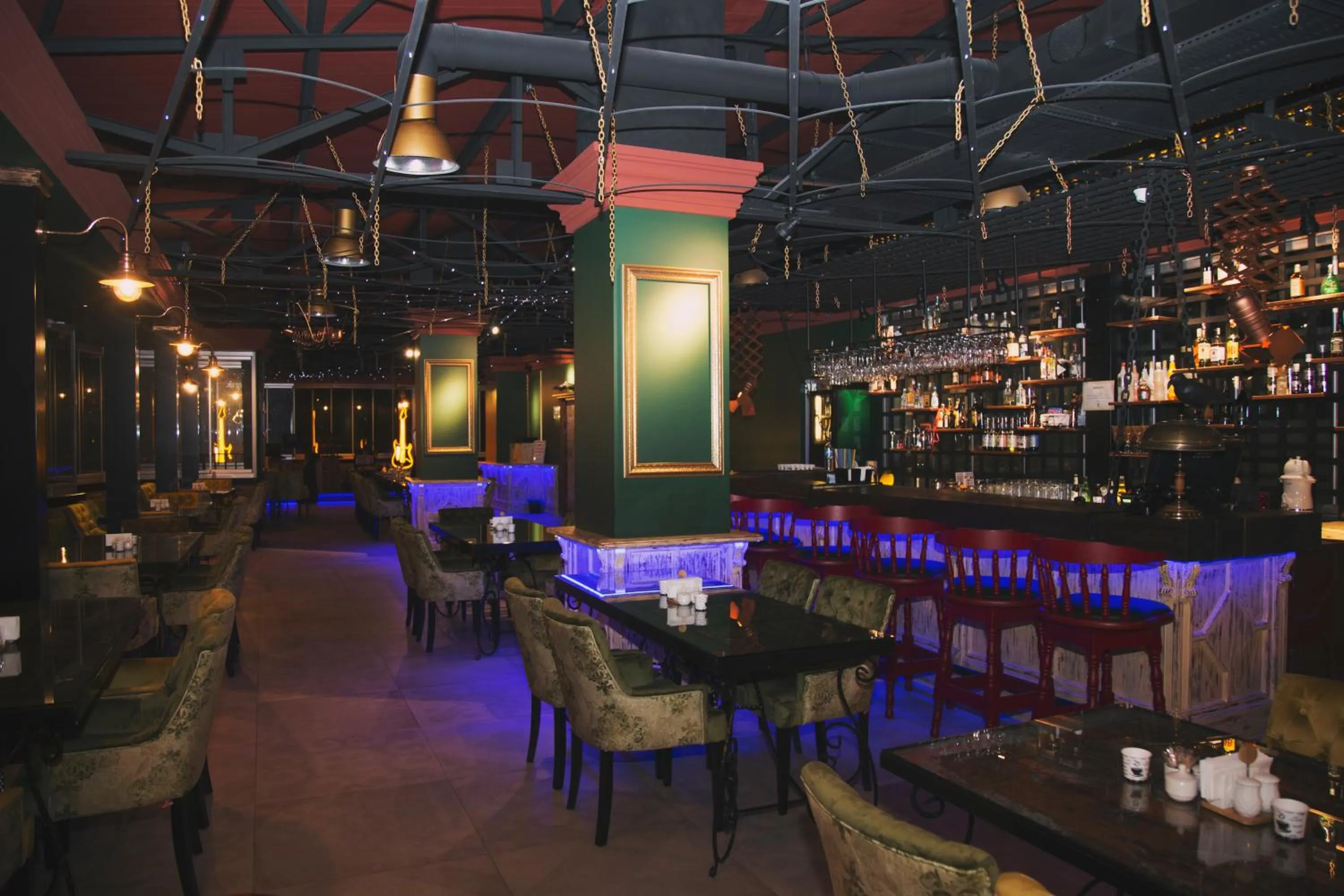 Restaurant/places to eat in Berrak Otel