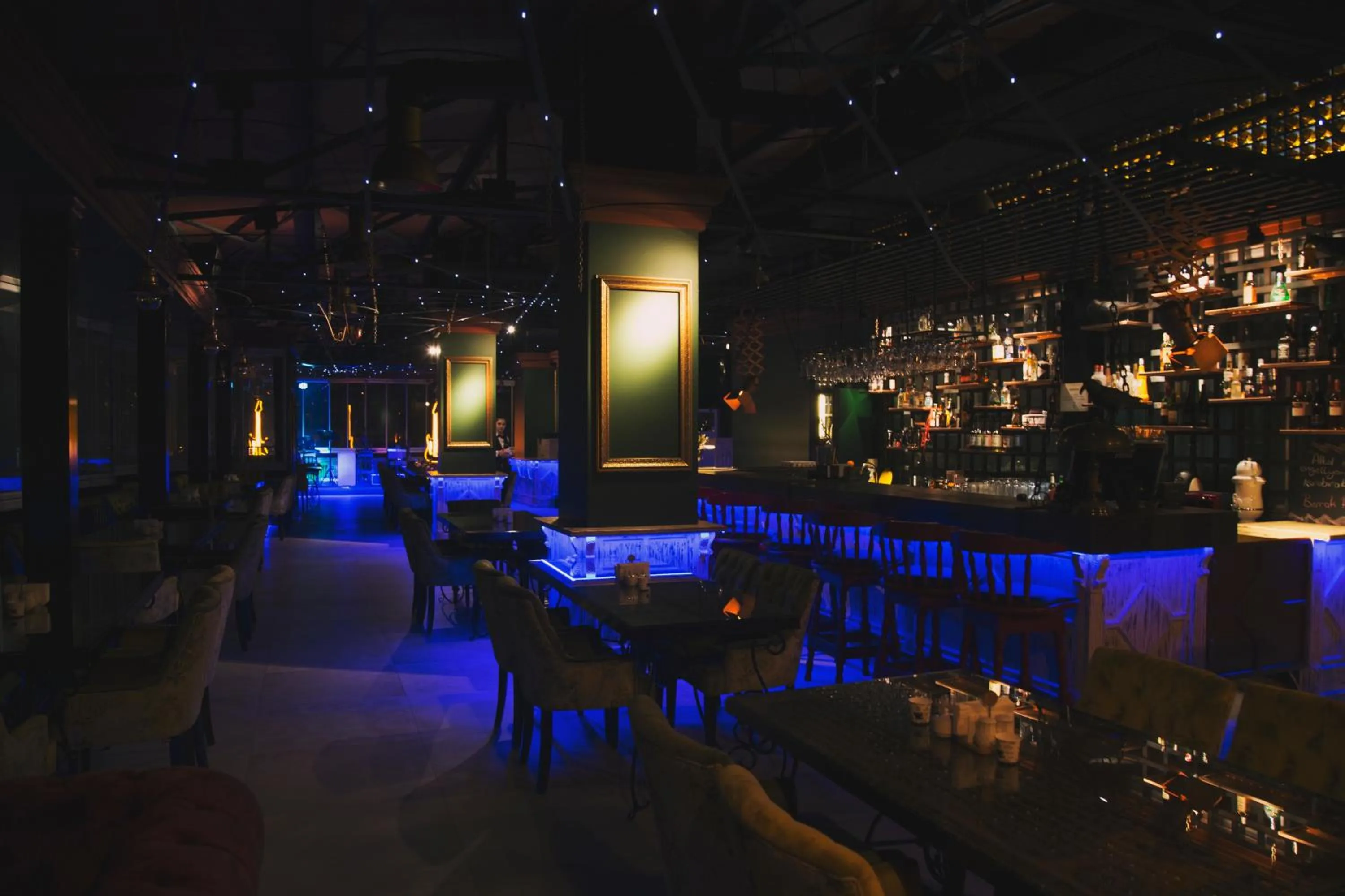 Restaurant/places to eat in Berrak Otel