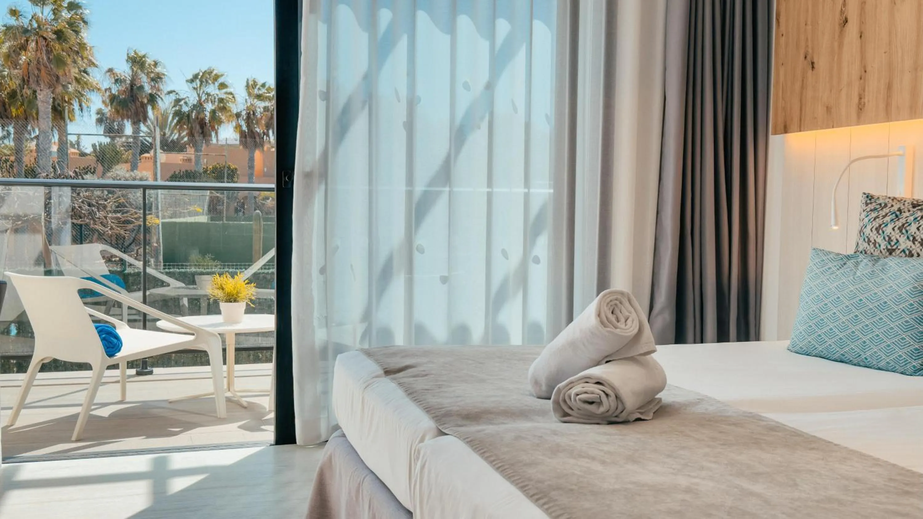 Photo of the whole room, Bed in Labranda Corralejo Village