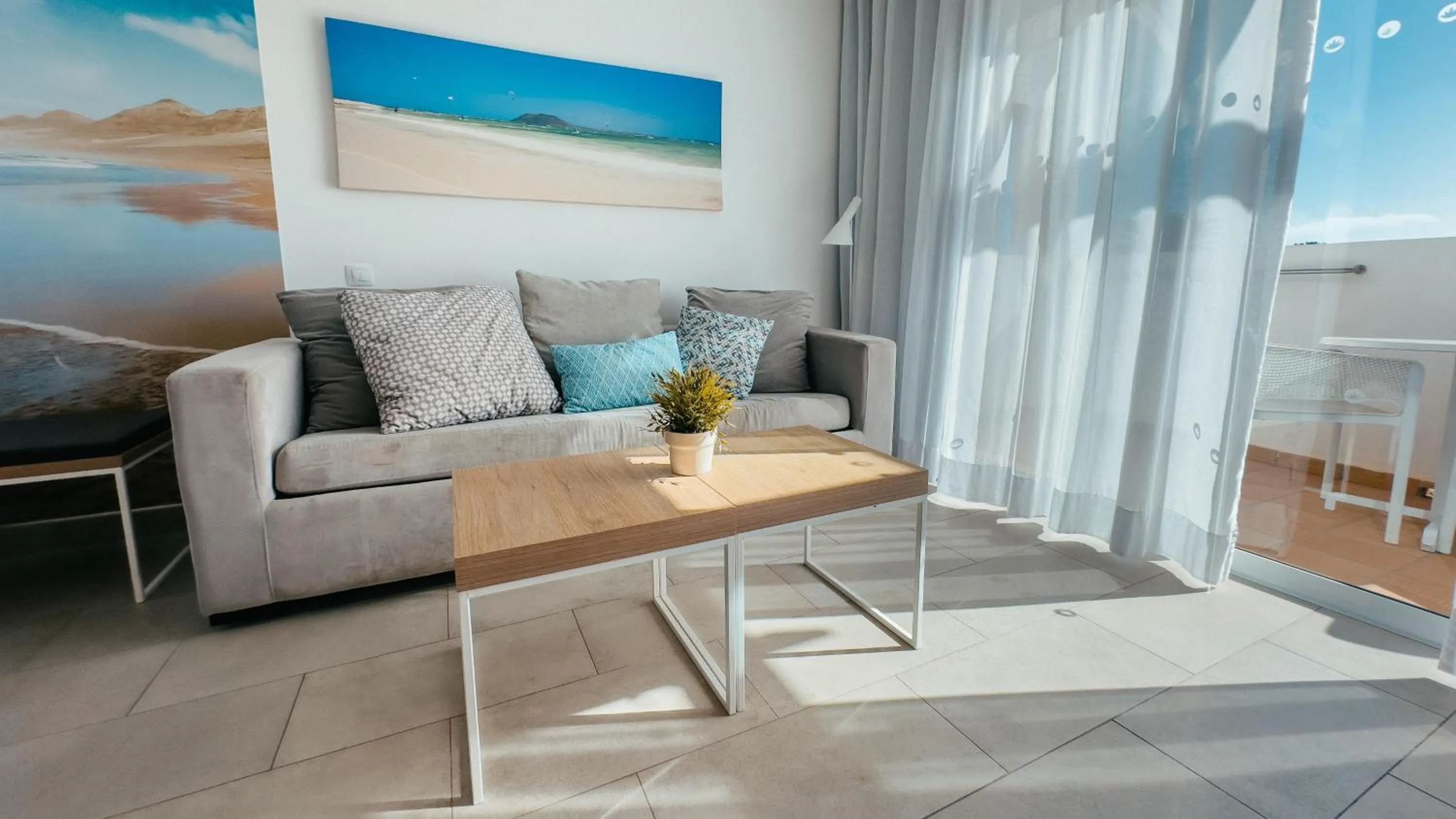 Photo of the whole room in Labranda Corralejo Village