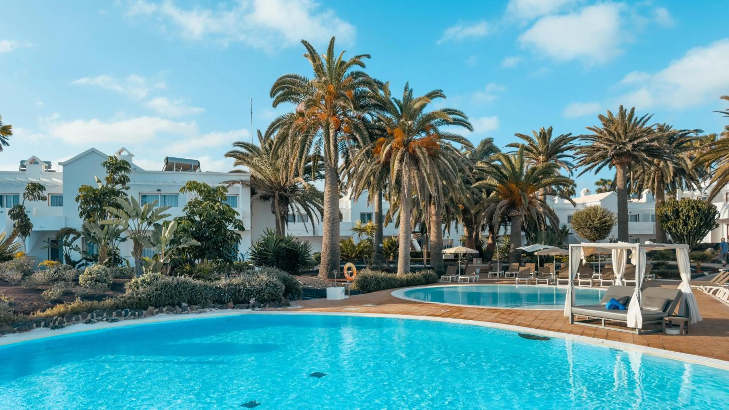 Swimming pool in Labranda Corralejo Village