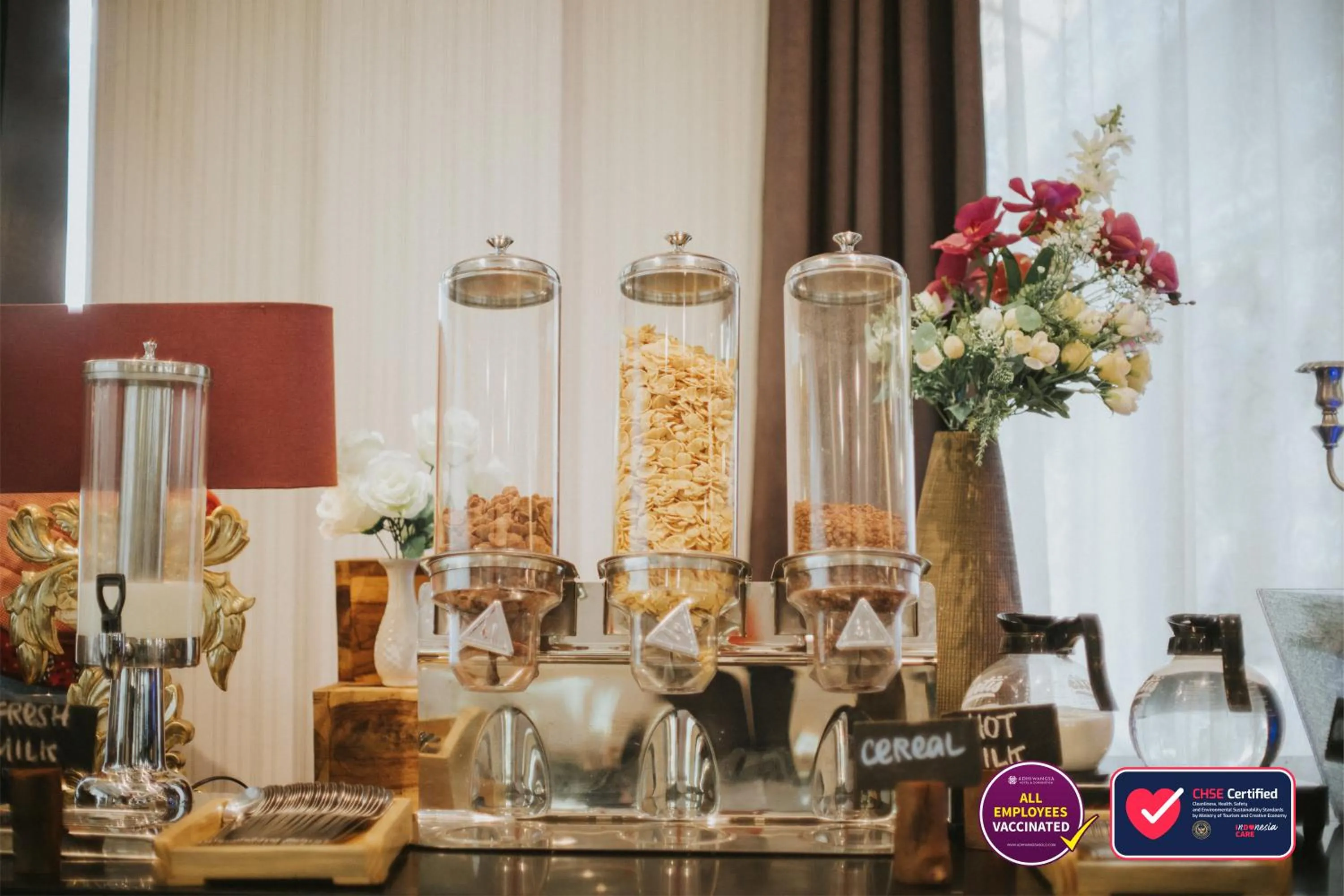 Breakfast in Adhiwangsa Hotel