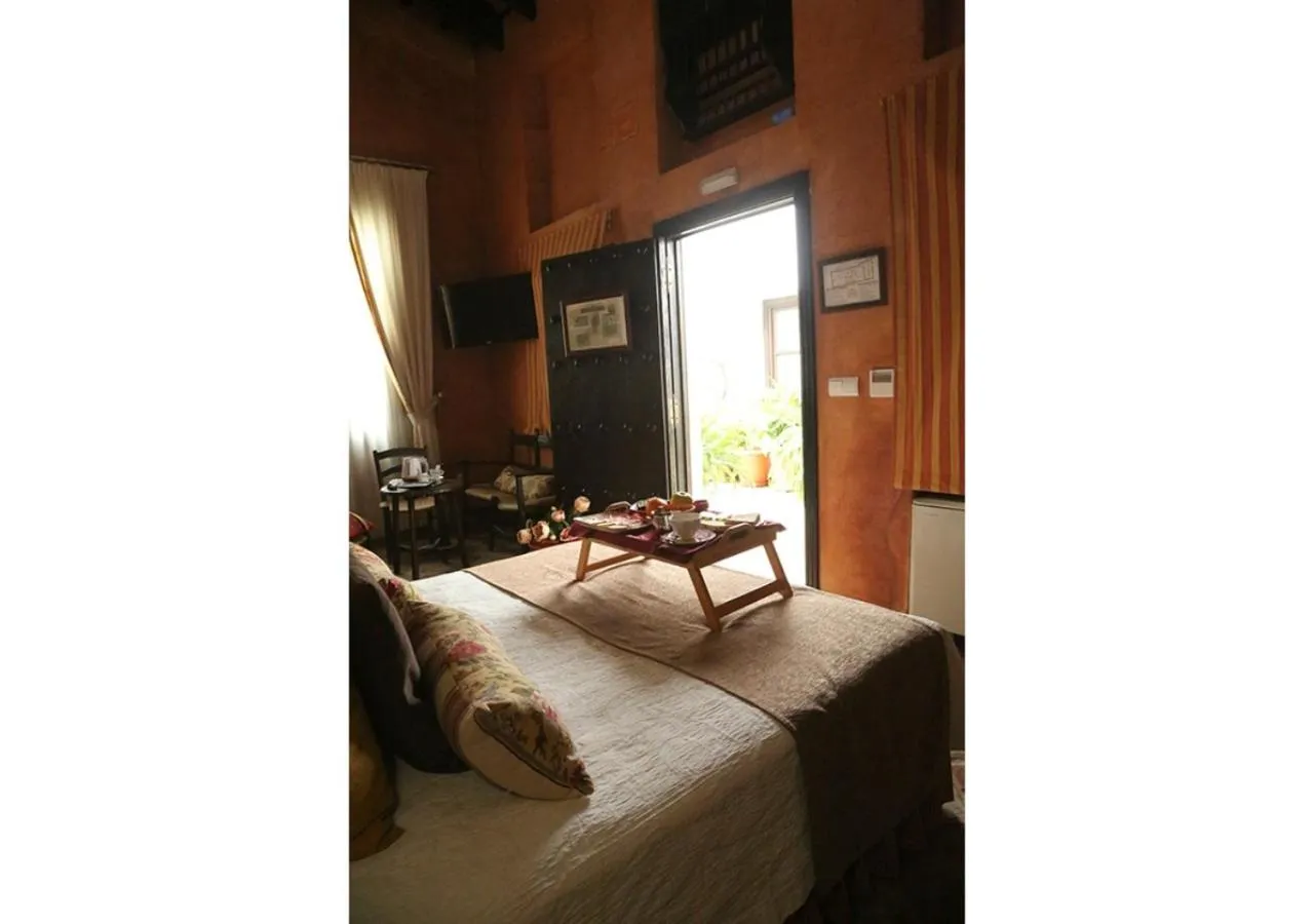 Decorative detail, Bed in La Casona de Calderón Gastronomic & Boutique Hotel