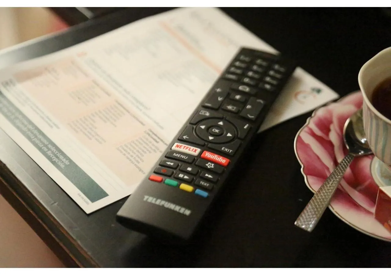 TV and multimedia in La Casona de Calderón Gastronomic & Boutique Hotel