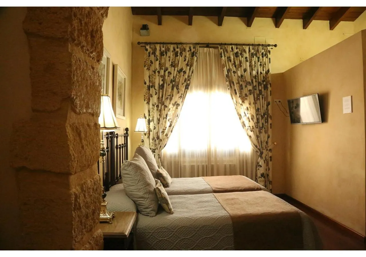 Decorative detail, Bed in La Casona de Calderón Gastronomic & Boutique Hotel