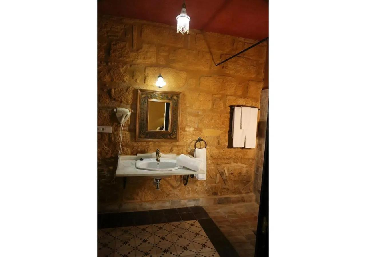 Bathroom in La Casona de Calderón Gastronomic & Boutique Hotel
