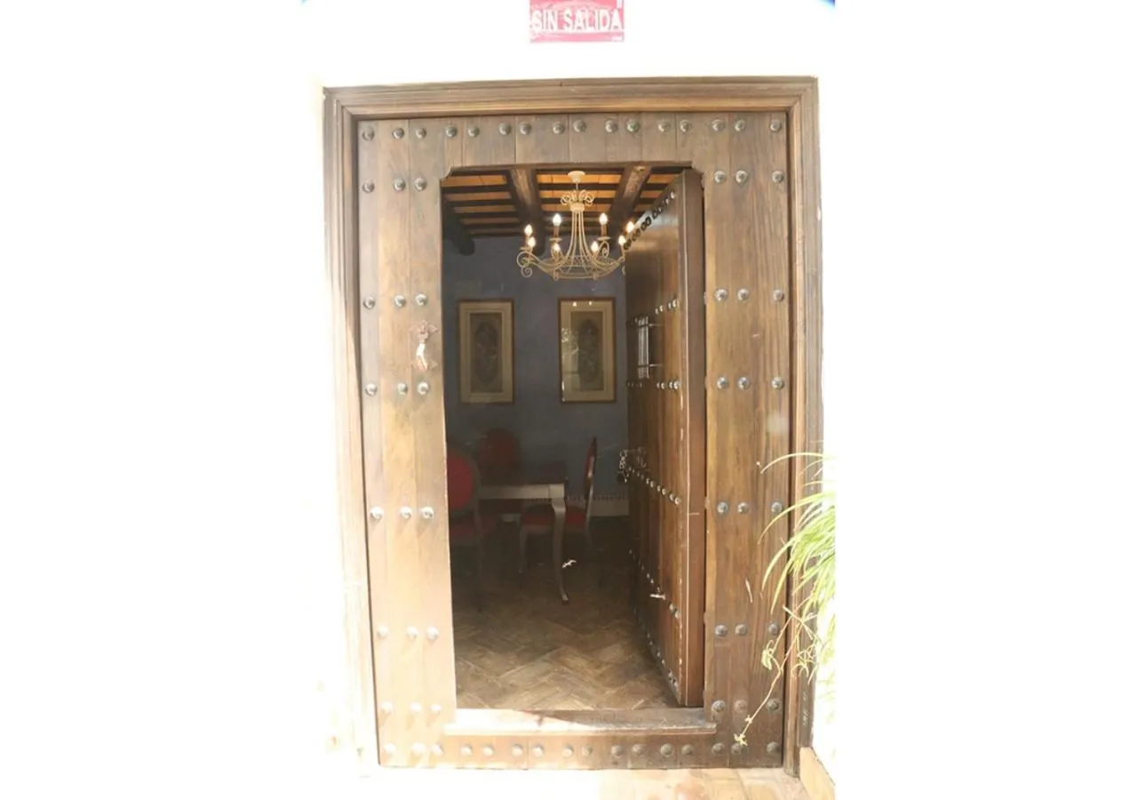 Decorative detail in La Casona de Calderón Gastronomic & Boutique Hotel