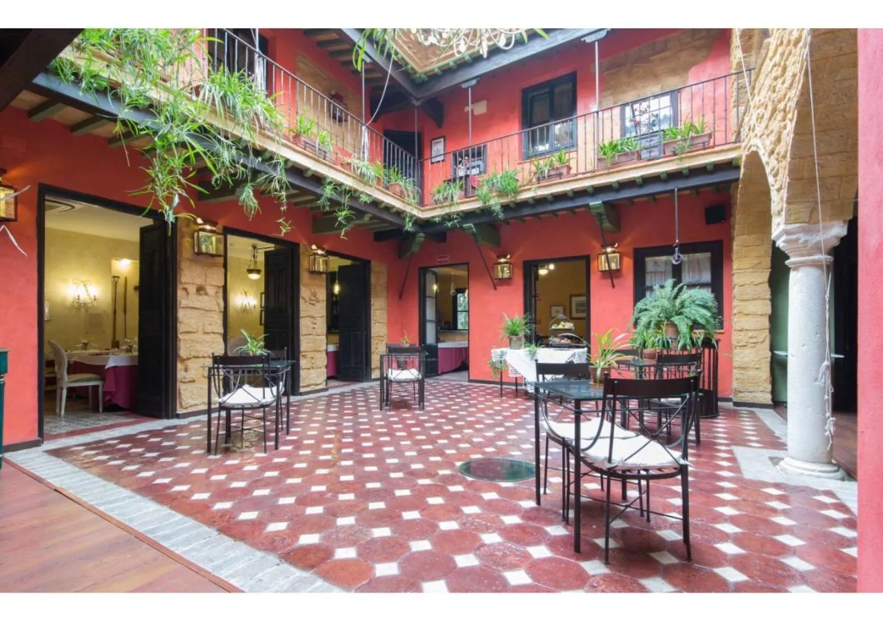 Patio in La Casona de Calderón Gastronomic & Boutique Hotel
