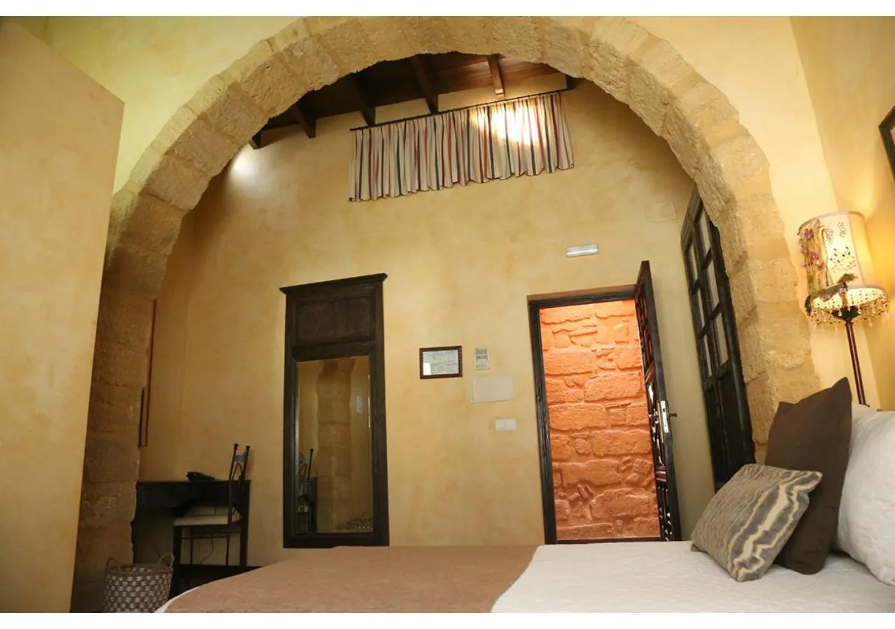 Decorative detail, Bed in La Casona de Calderón Gastronomic & Boutique Hotel