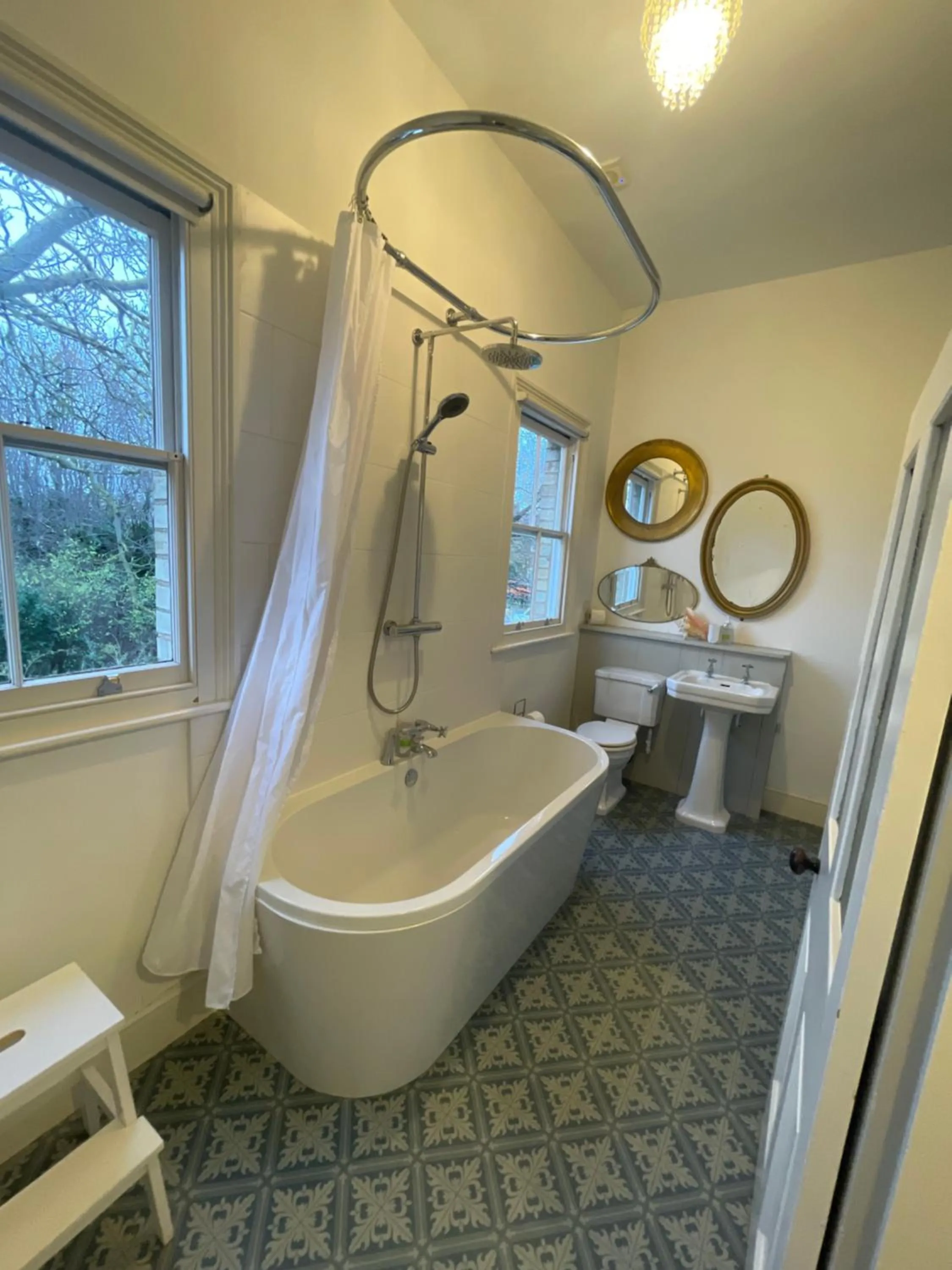 Shower in Poplars Farm