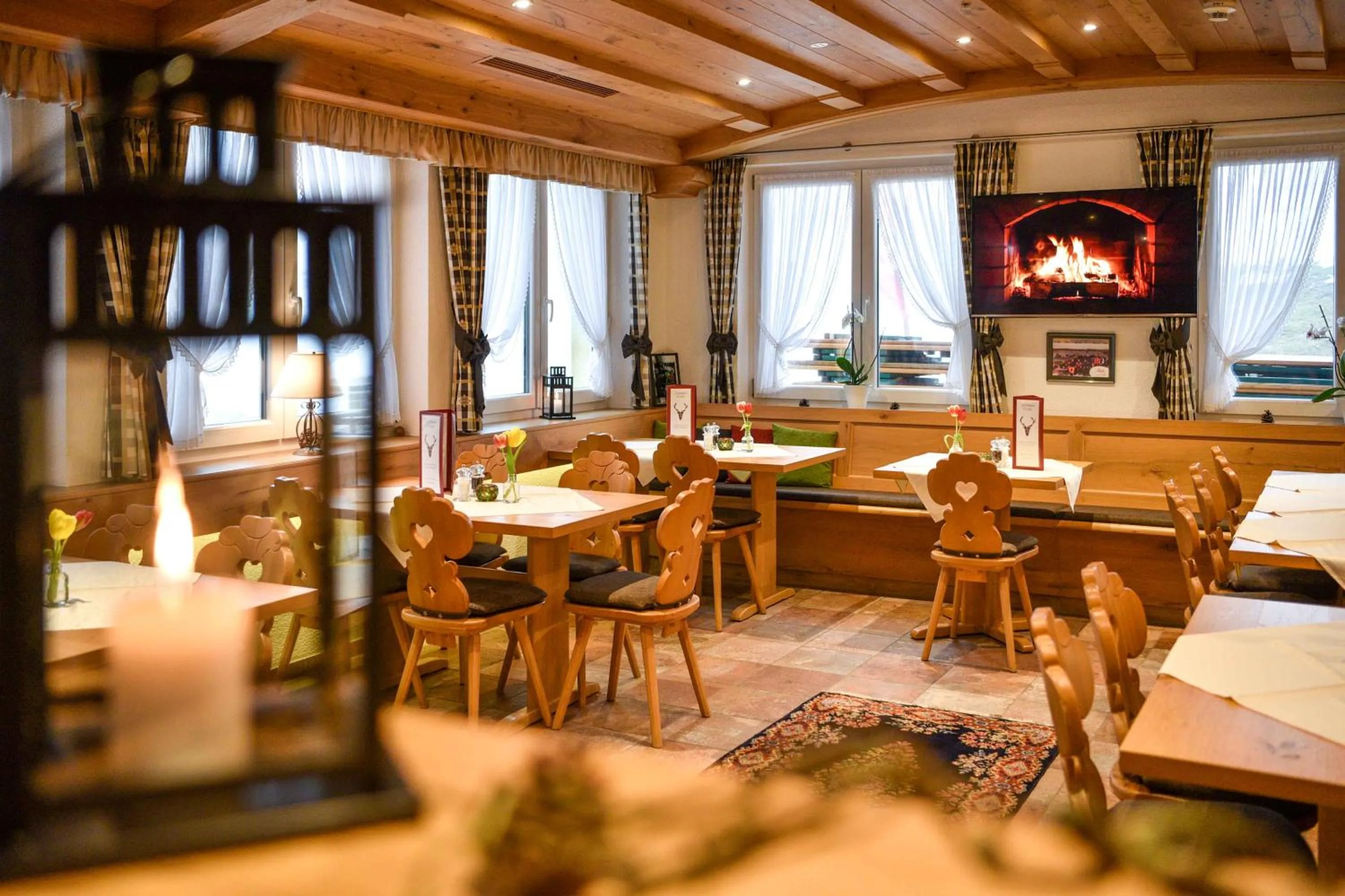 Restaurant/places to eat in Burg Hotel Feldberg