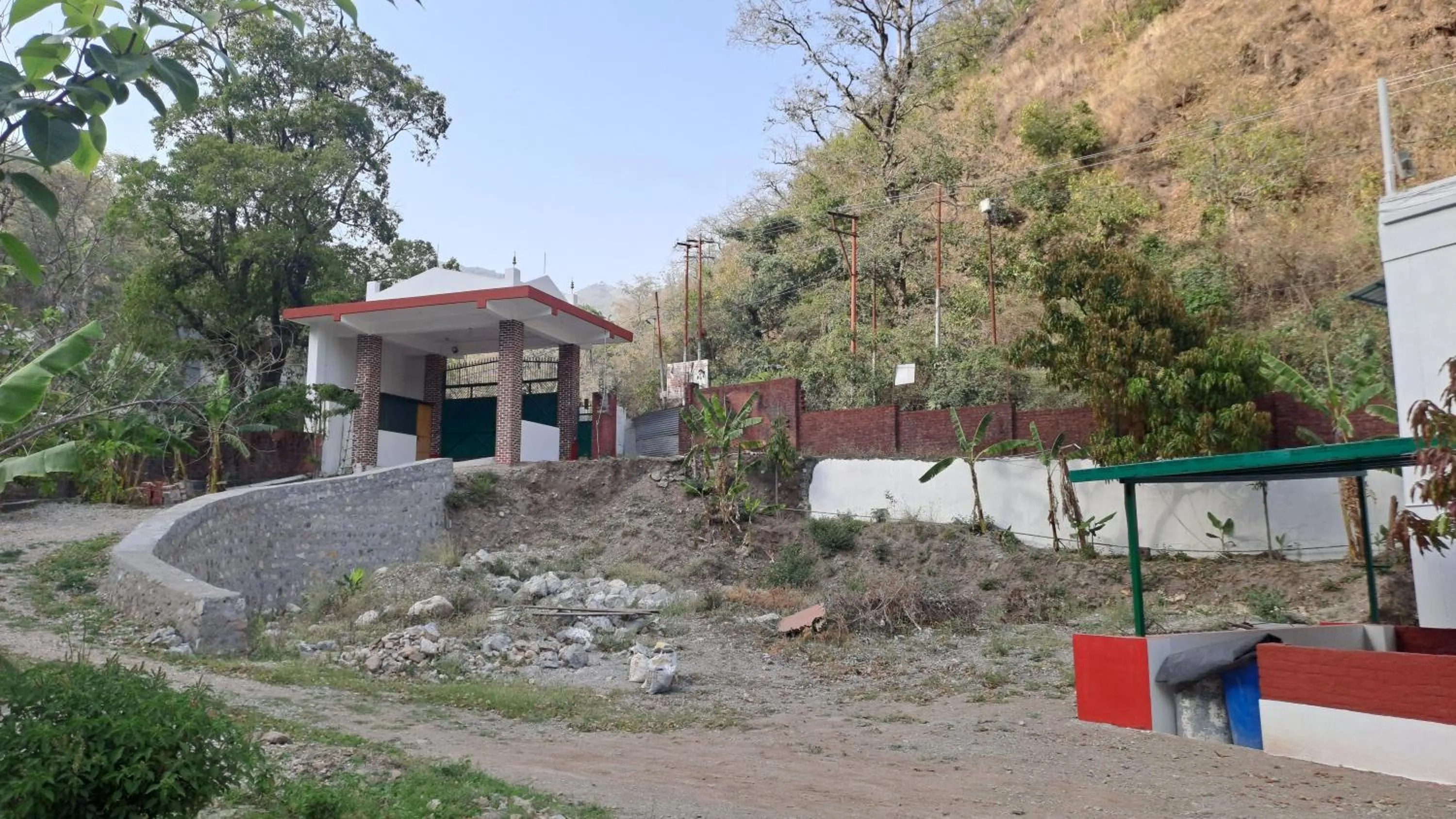 Property building in Swami Samarpan Ashram