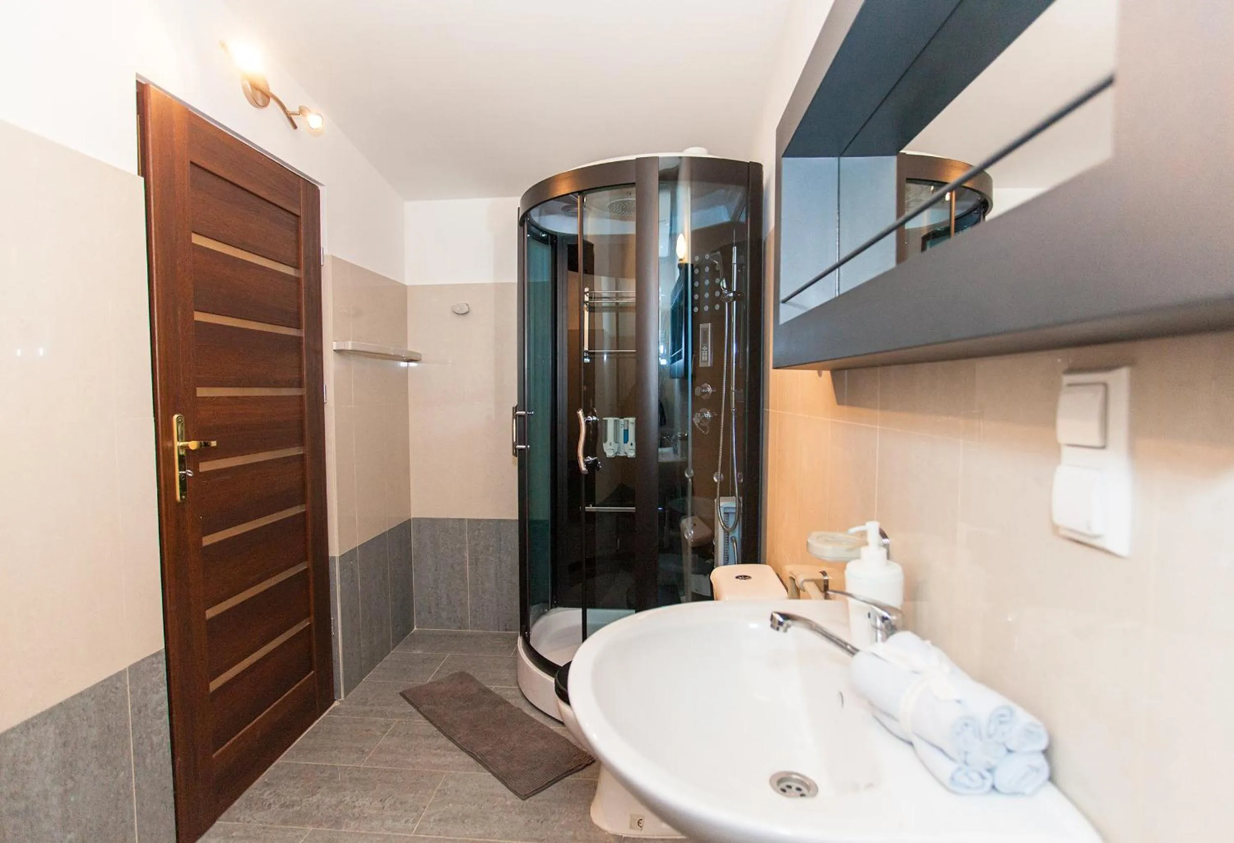 Shower in Studio Apartament Centrum Katowice