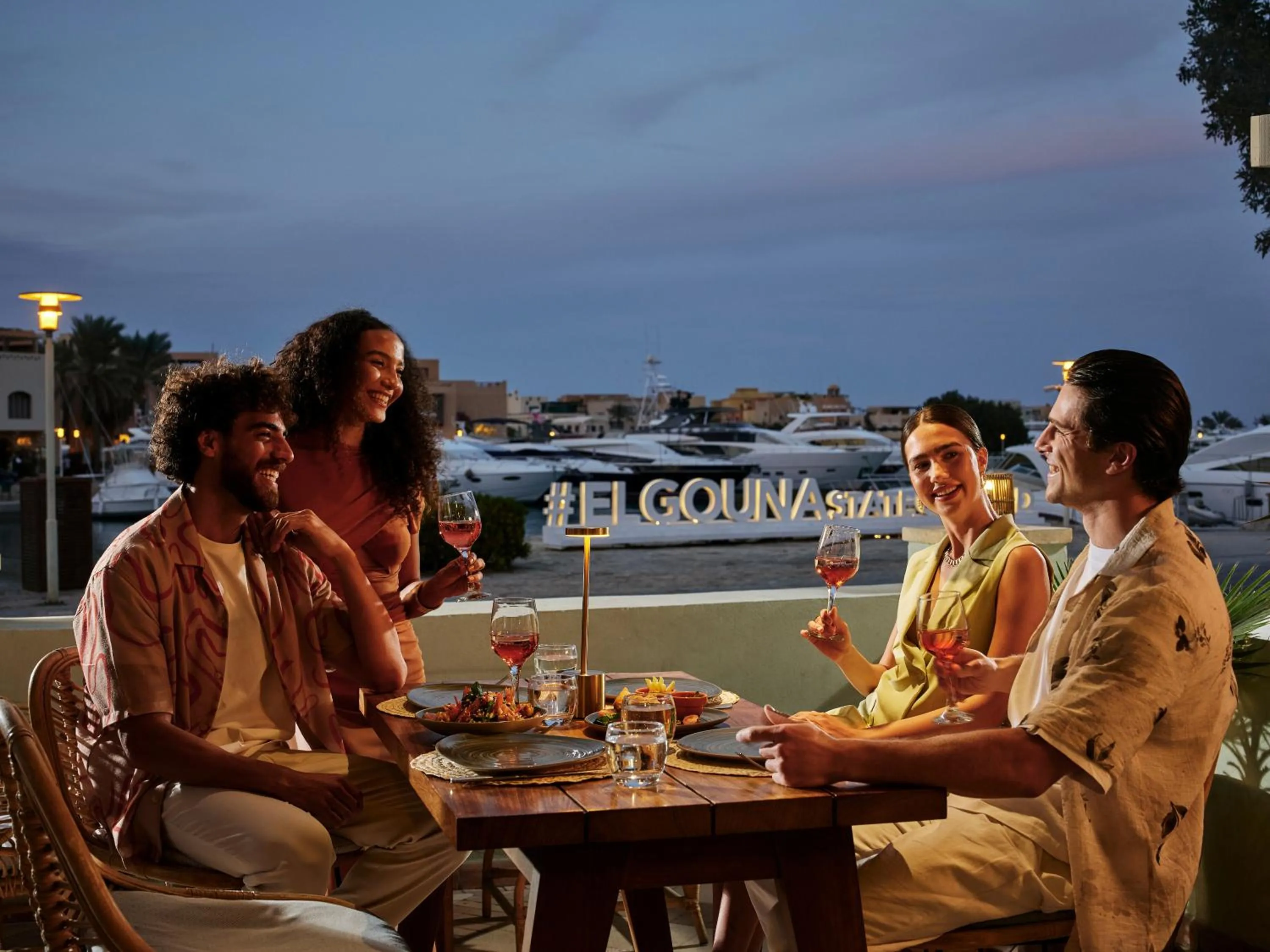 Restaurant/places to eat in Ali Pasha Hotel