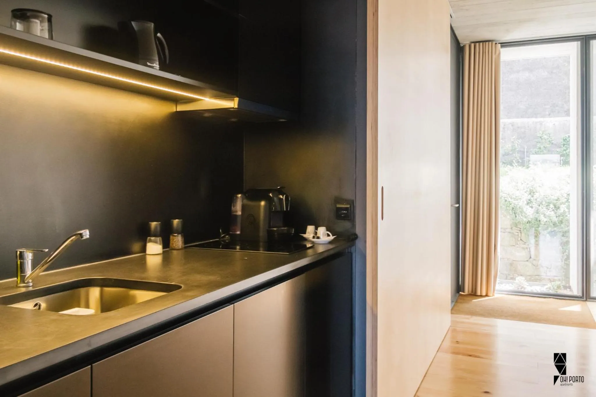 Shower in Oh! Porto Apartments