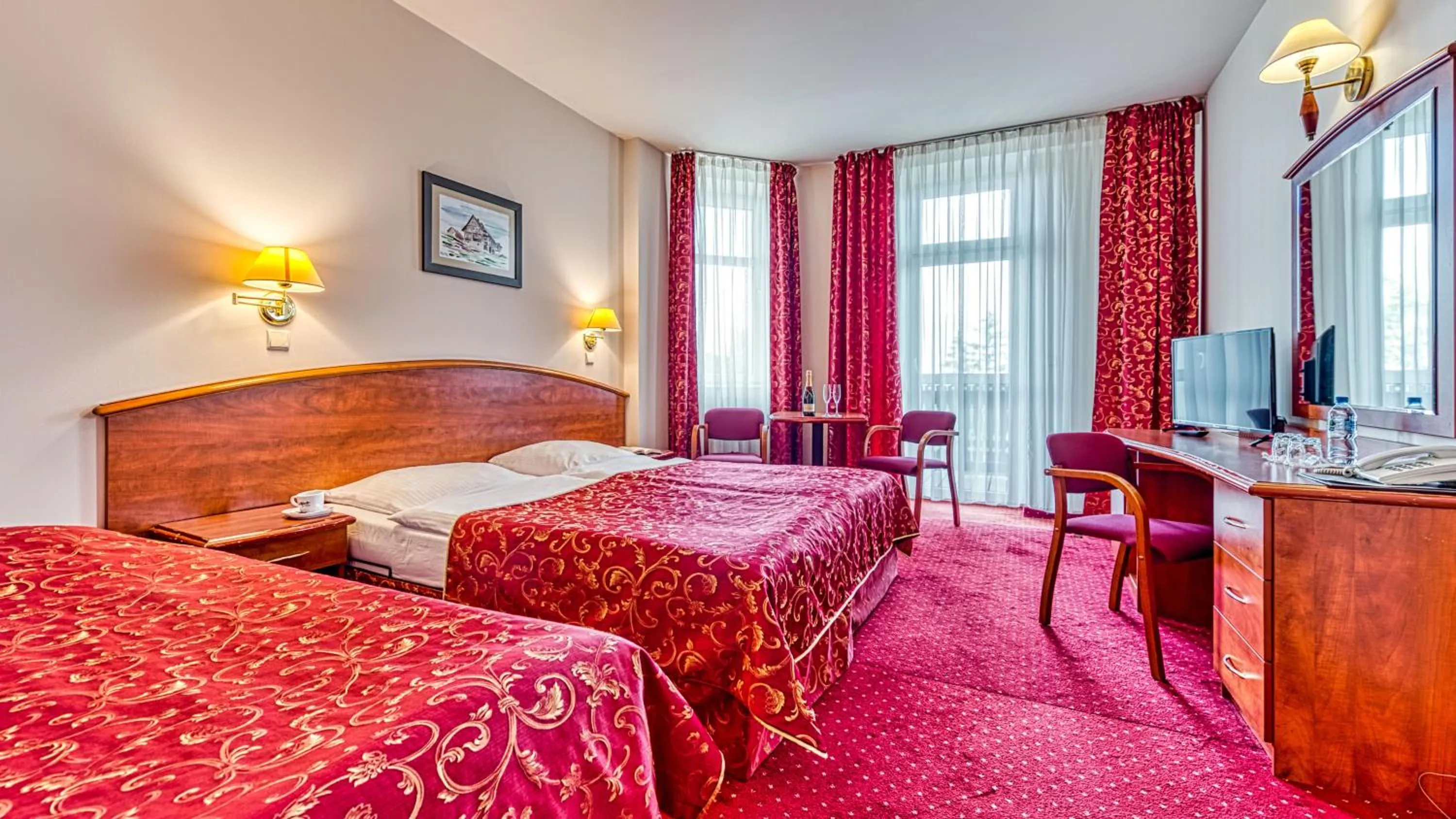 Bed in St Lukas Medical & SPA