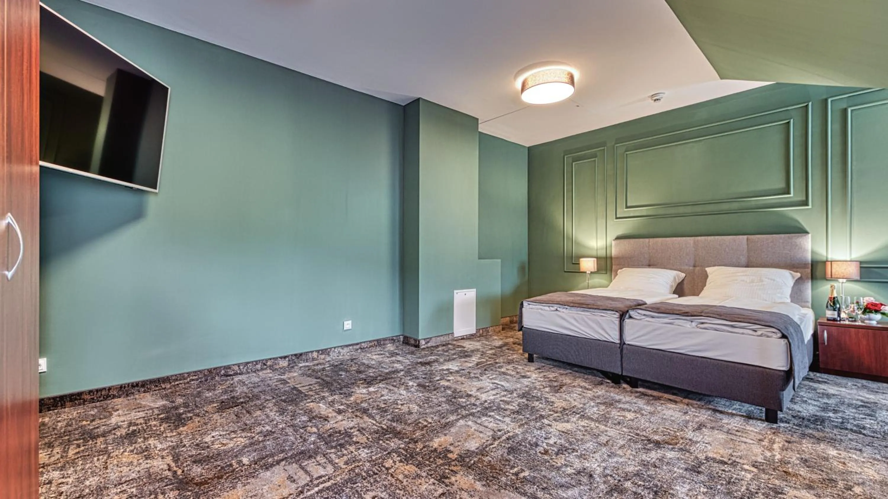 Bed in St Lukas Medical & SPA