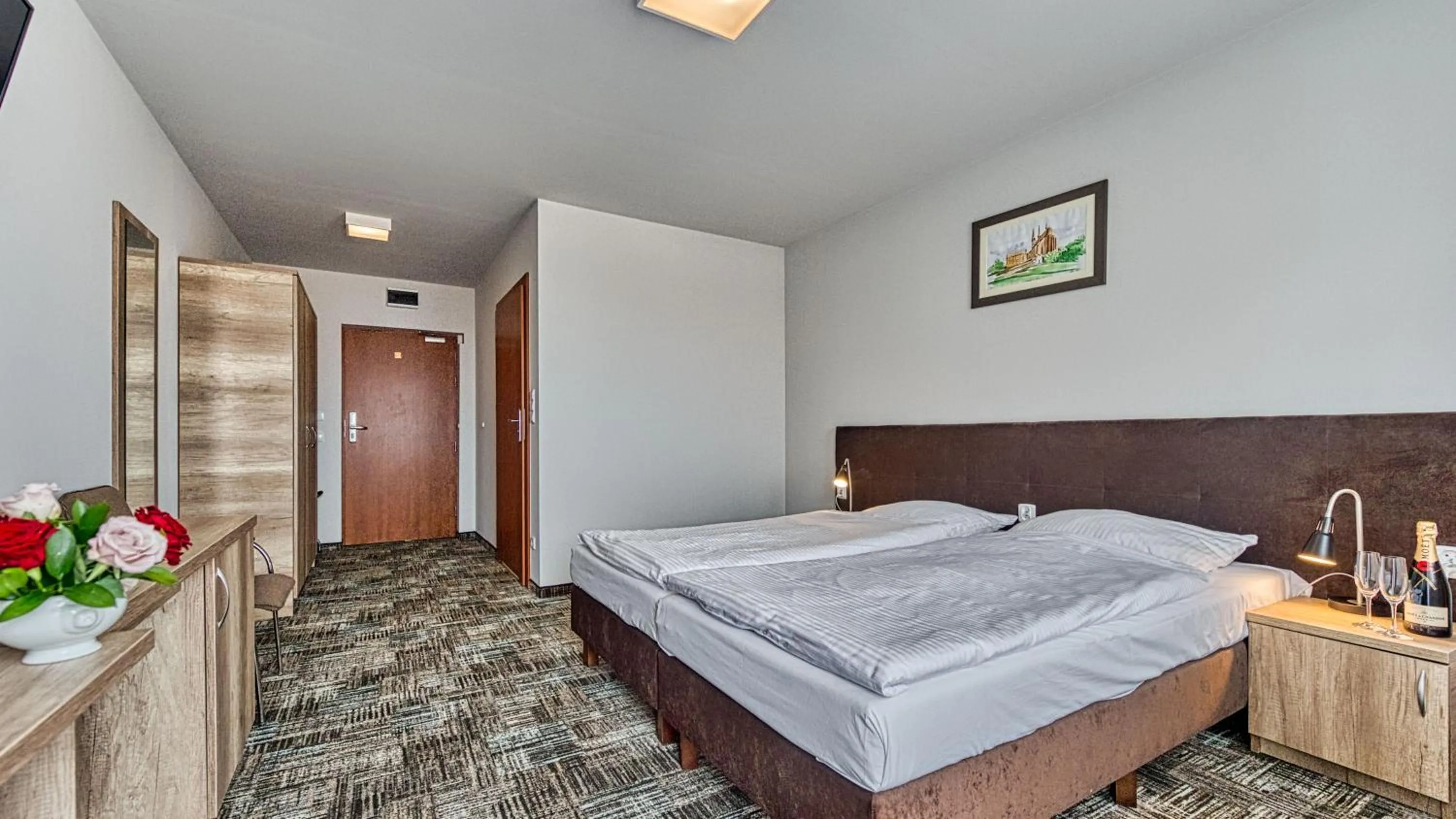 Bed in St Lukas Medical & SPA