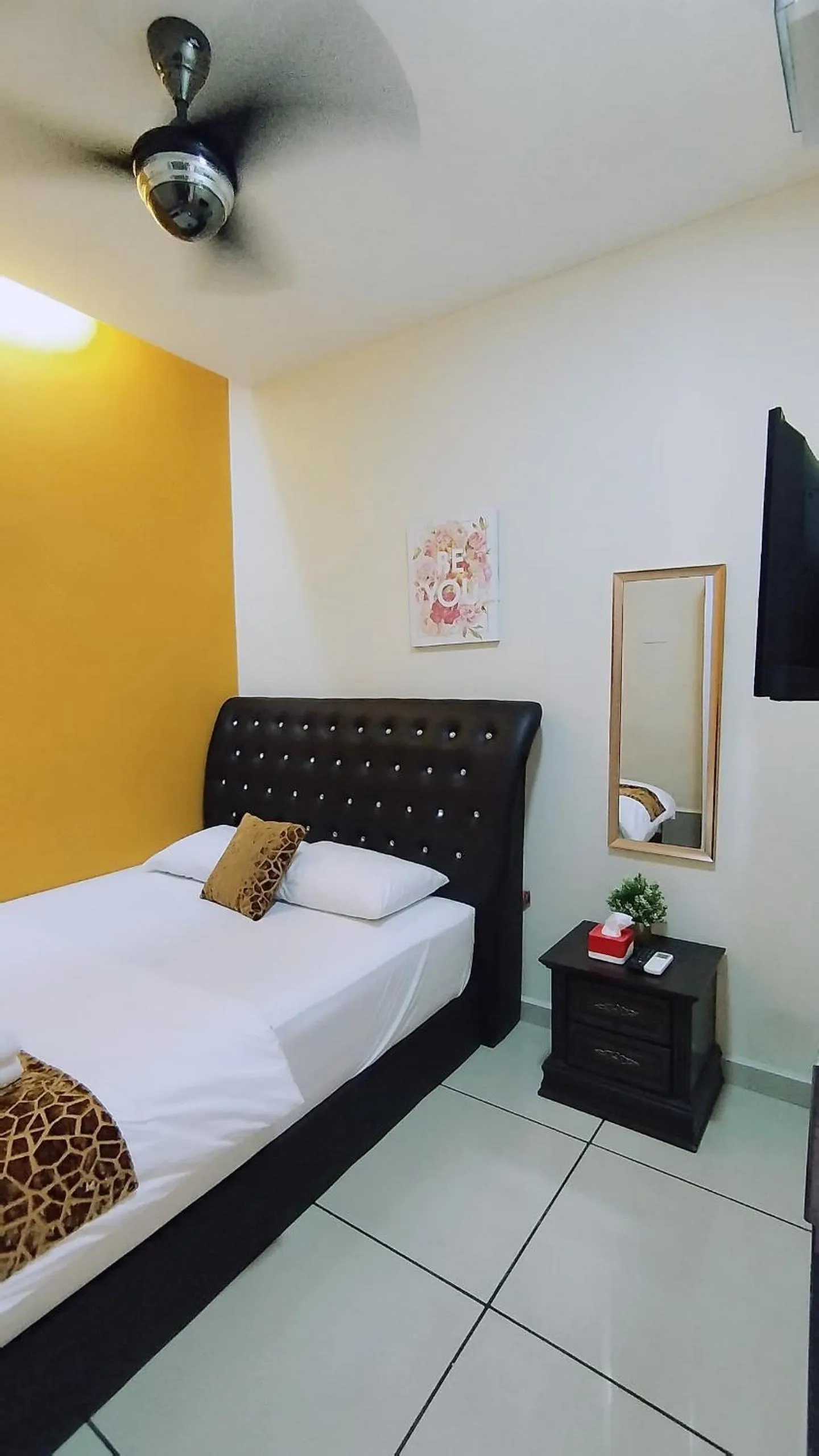 TV and multimedia, Bed in Mimilala Hotel @ i-City, Shah Alam