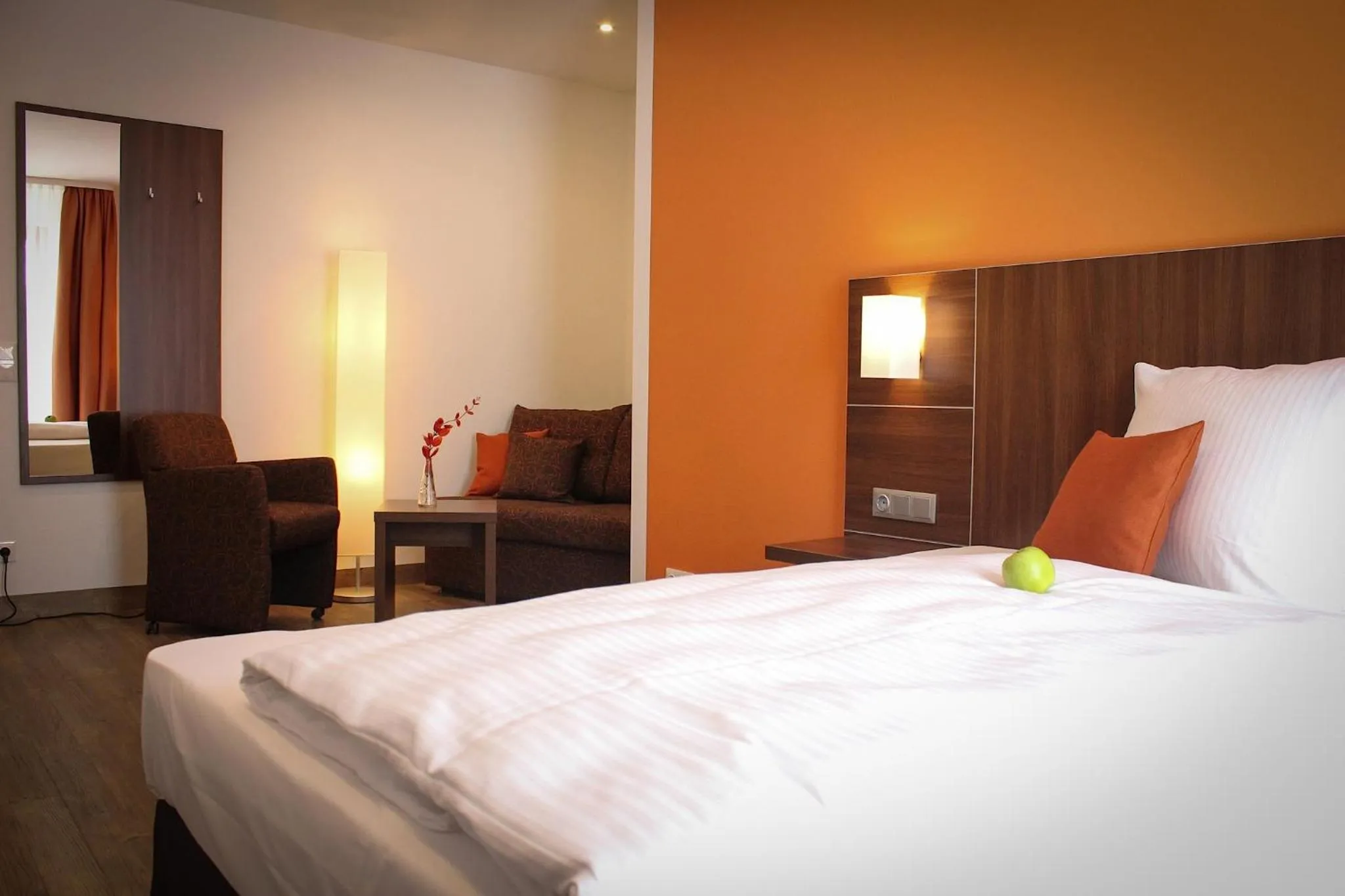 Bed in Hotel Rosenhof Garni