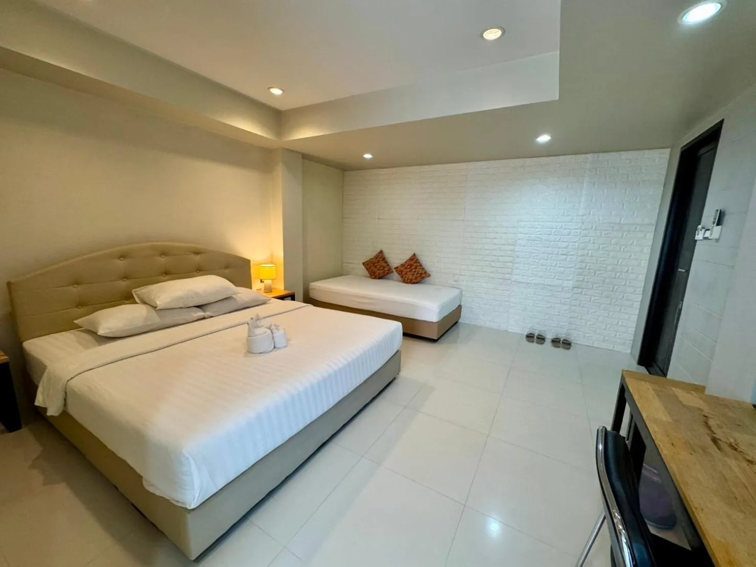 Bed in Le Neuf Nakorn Lampang