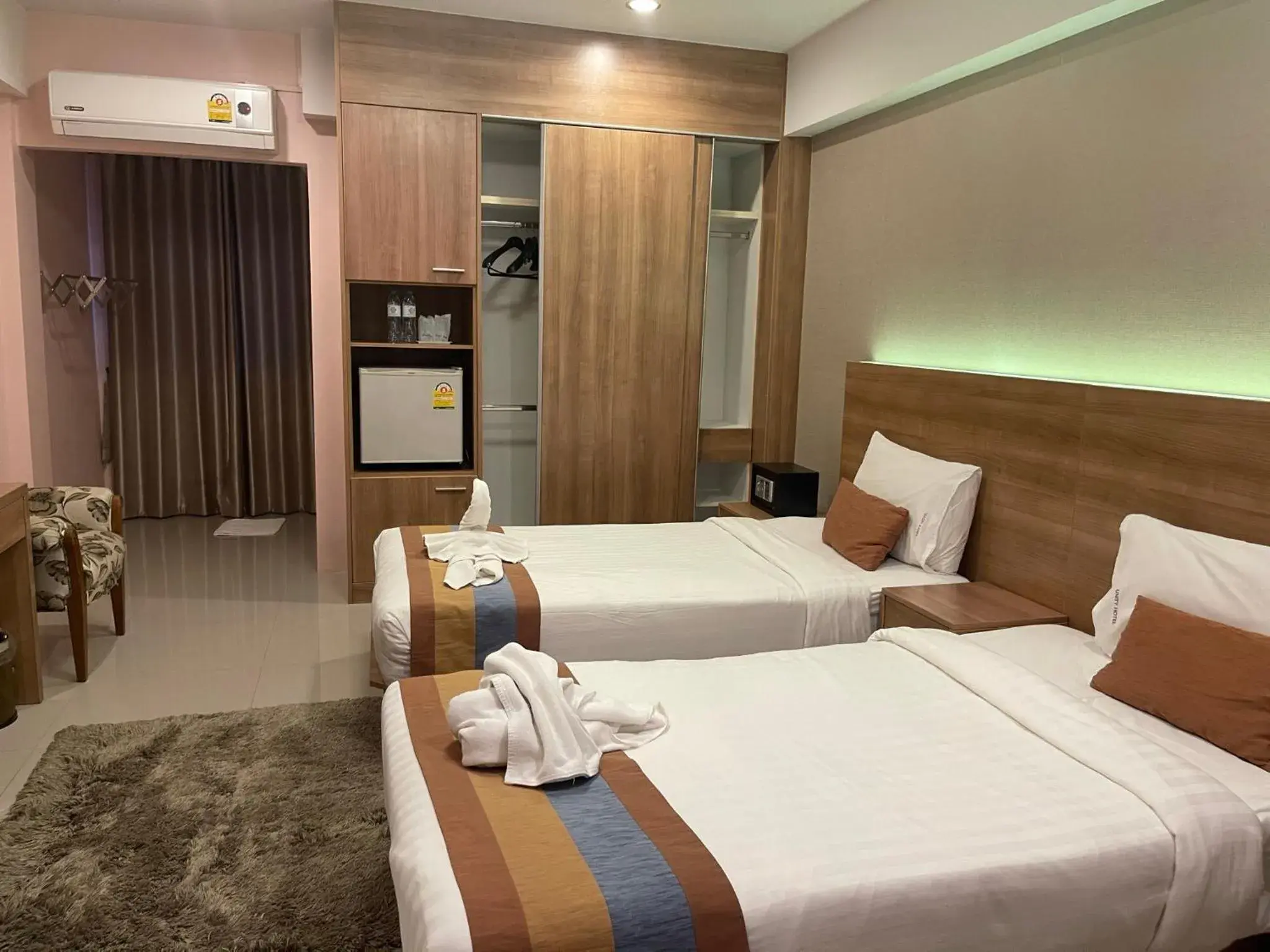 Standard Twin Room in Unity Hotel Standard Twin Room in Unity Hotel