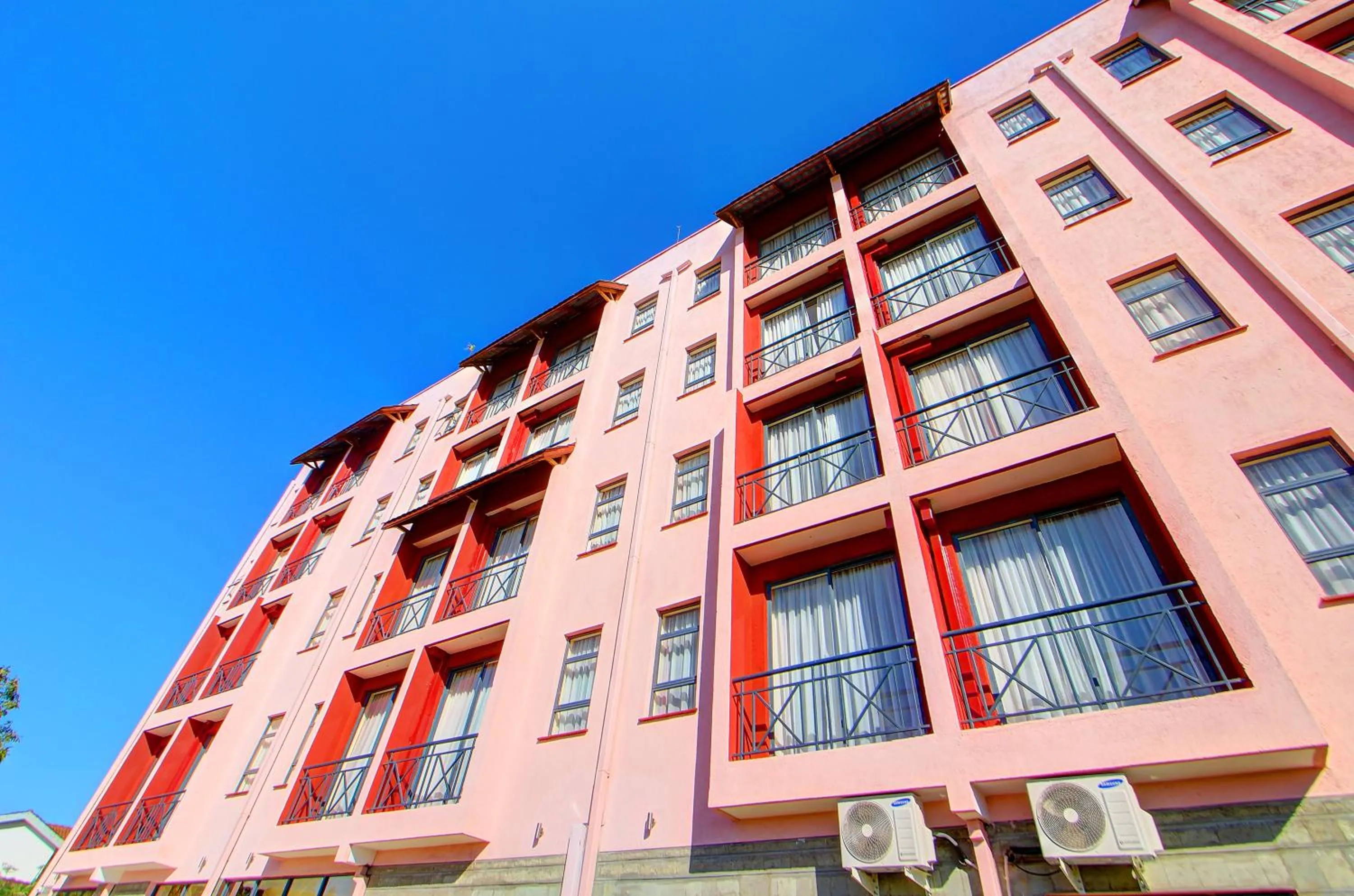 Property building in Vittoria Suites