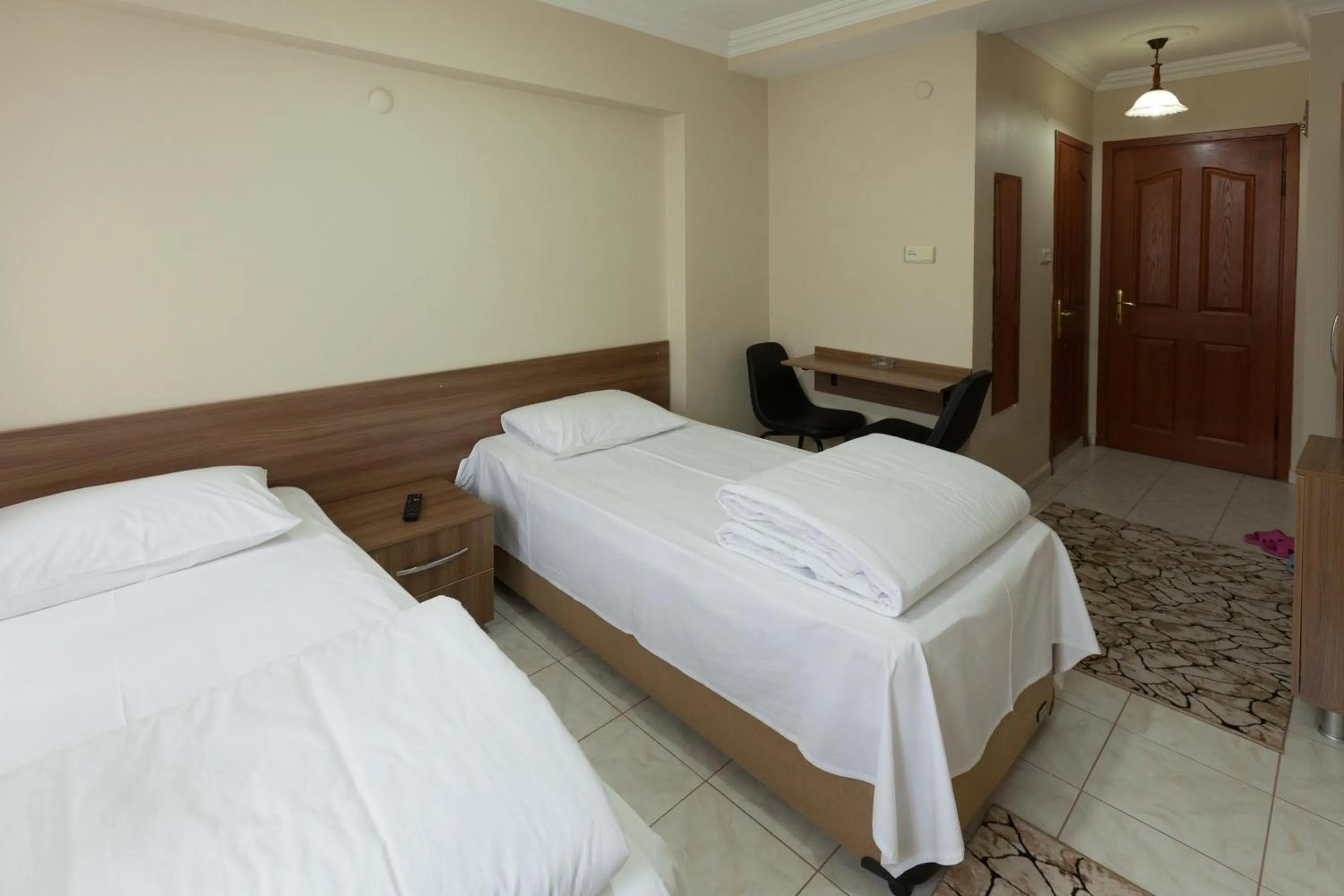 Photo of the whole room, Bed in Gizem Pansiyon