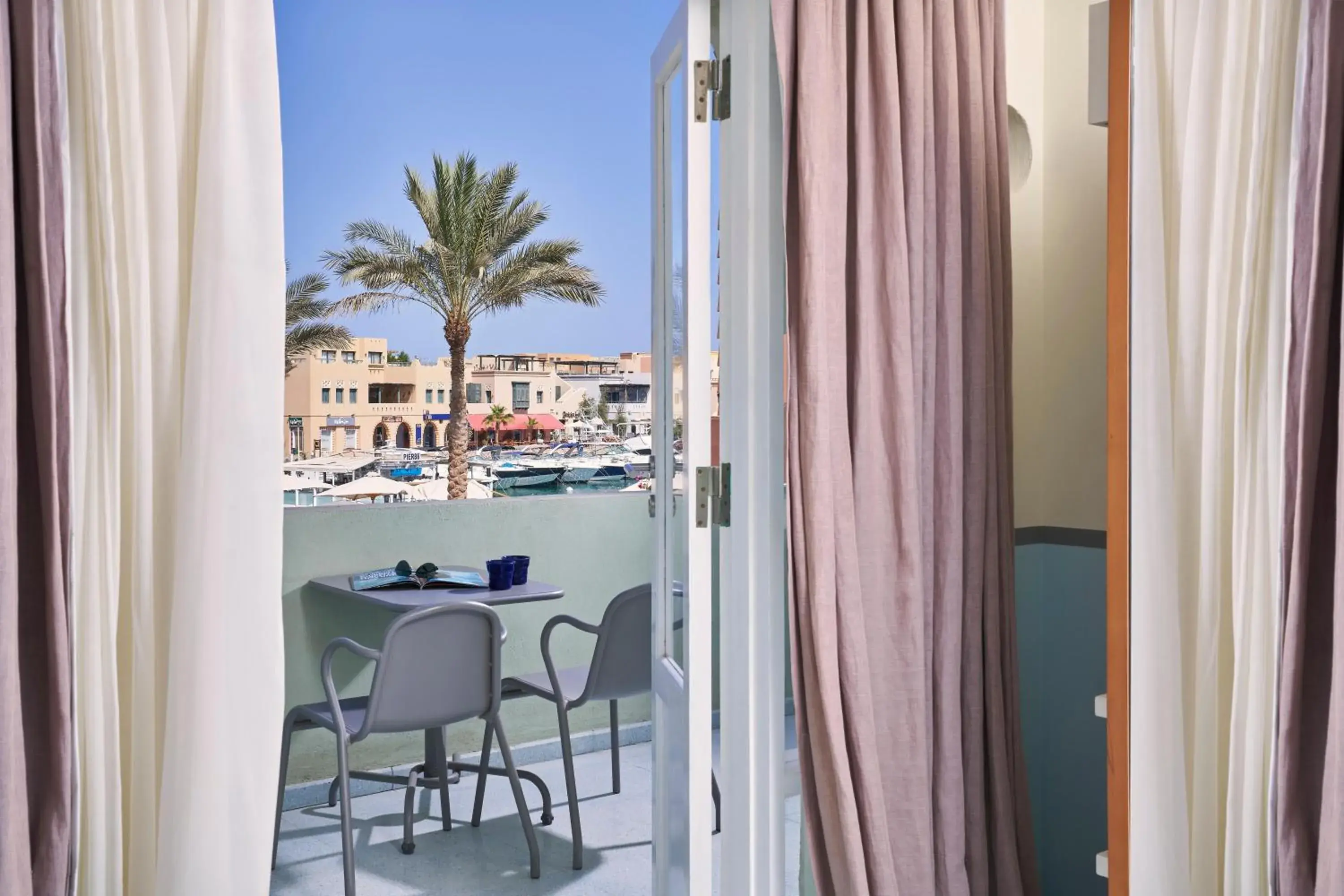 Premium Marina View in Turtle's Inn Hotel Premium Marina View in Turtle's Inn Hotel