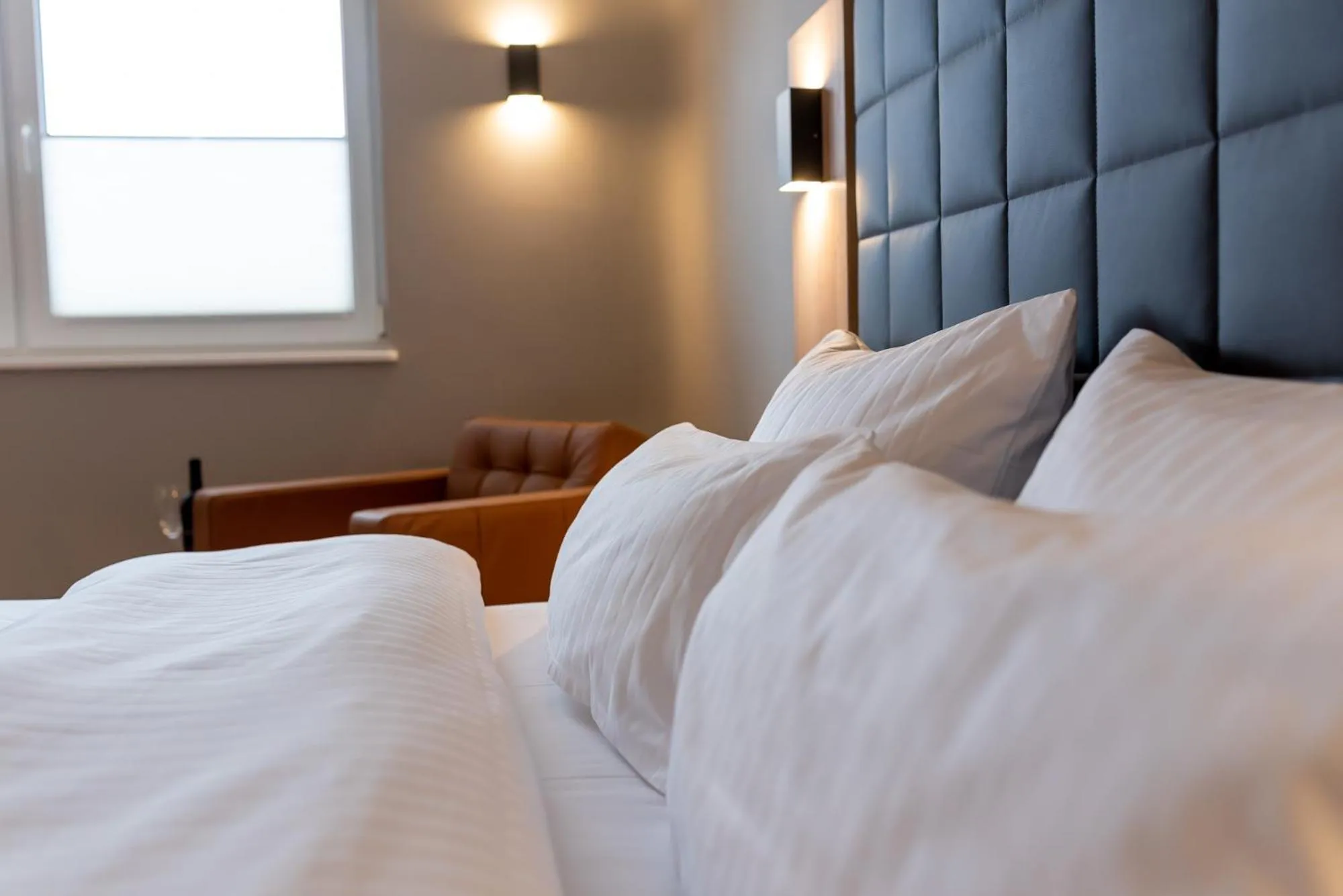 Decorative detail, Bed in Hotel Circle Inn
