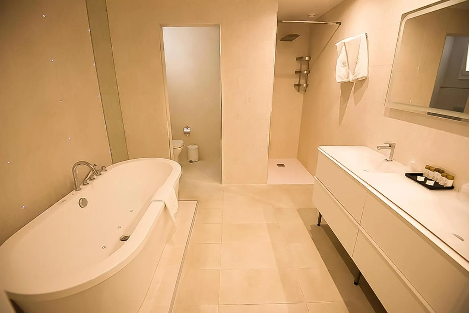 Shower in Hotel Soul de Javea