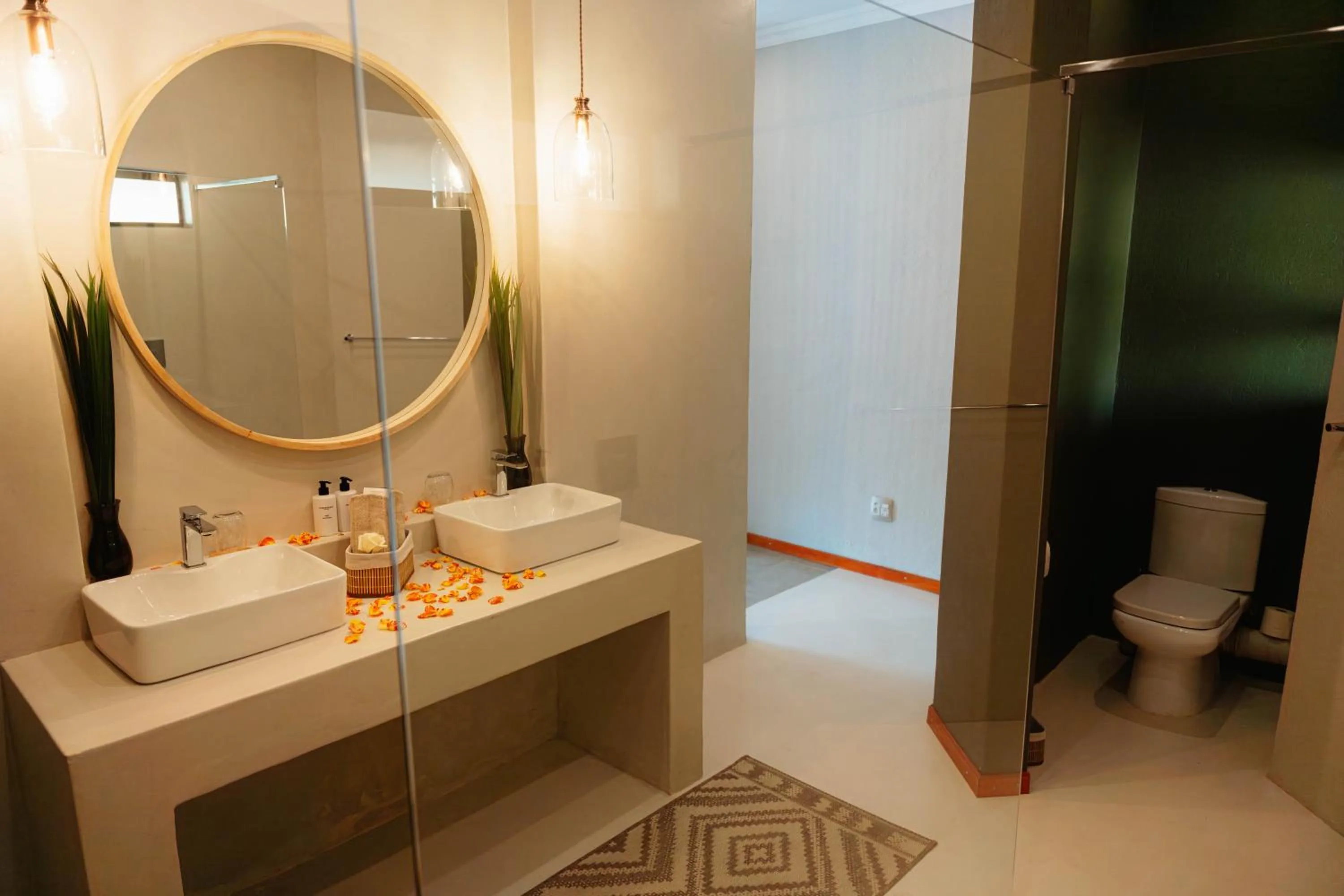 Bathroom in Bambuu Lakeside Lodge