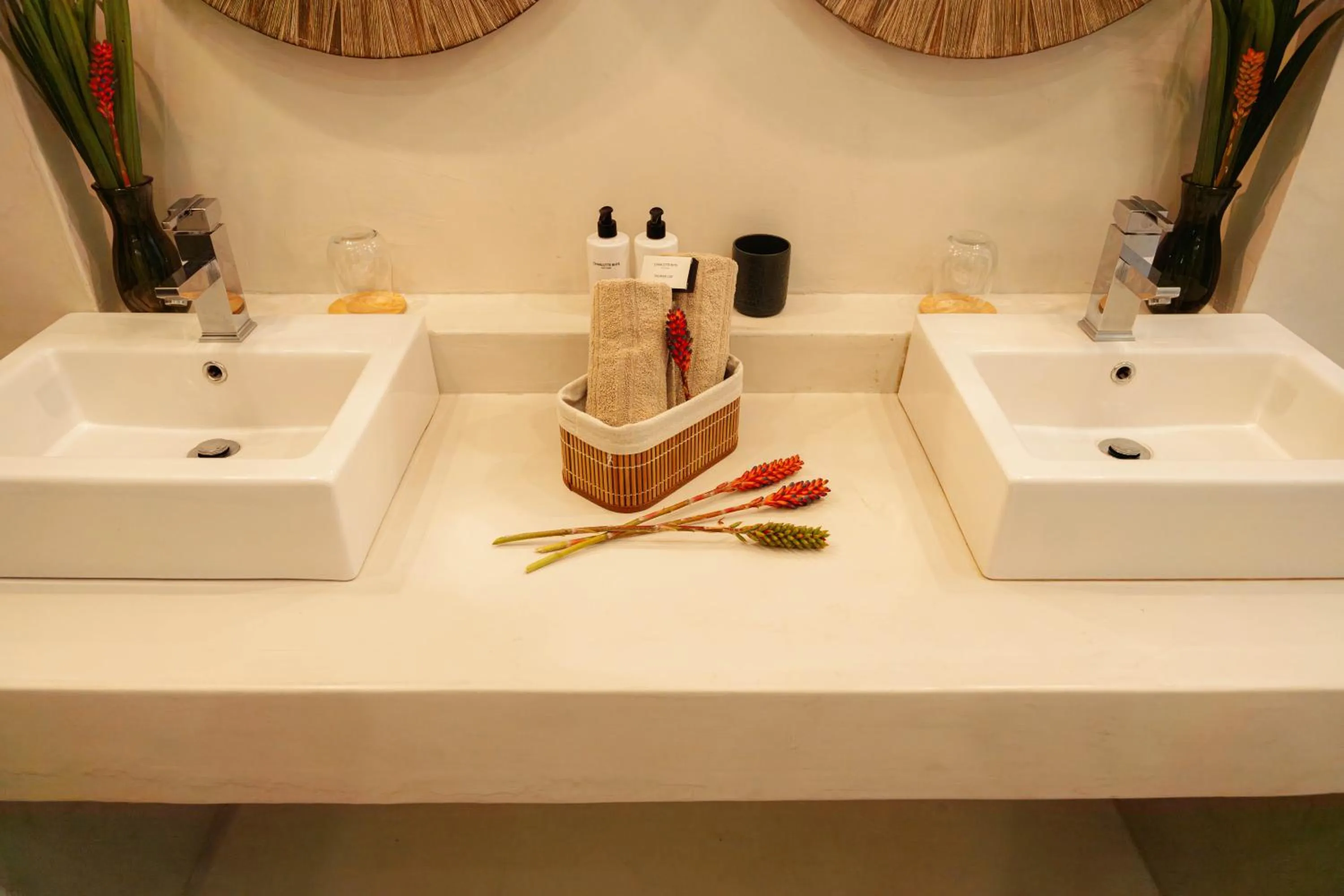 Bathroom in Bambuu Lakeside Lodge