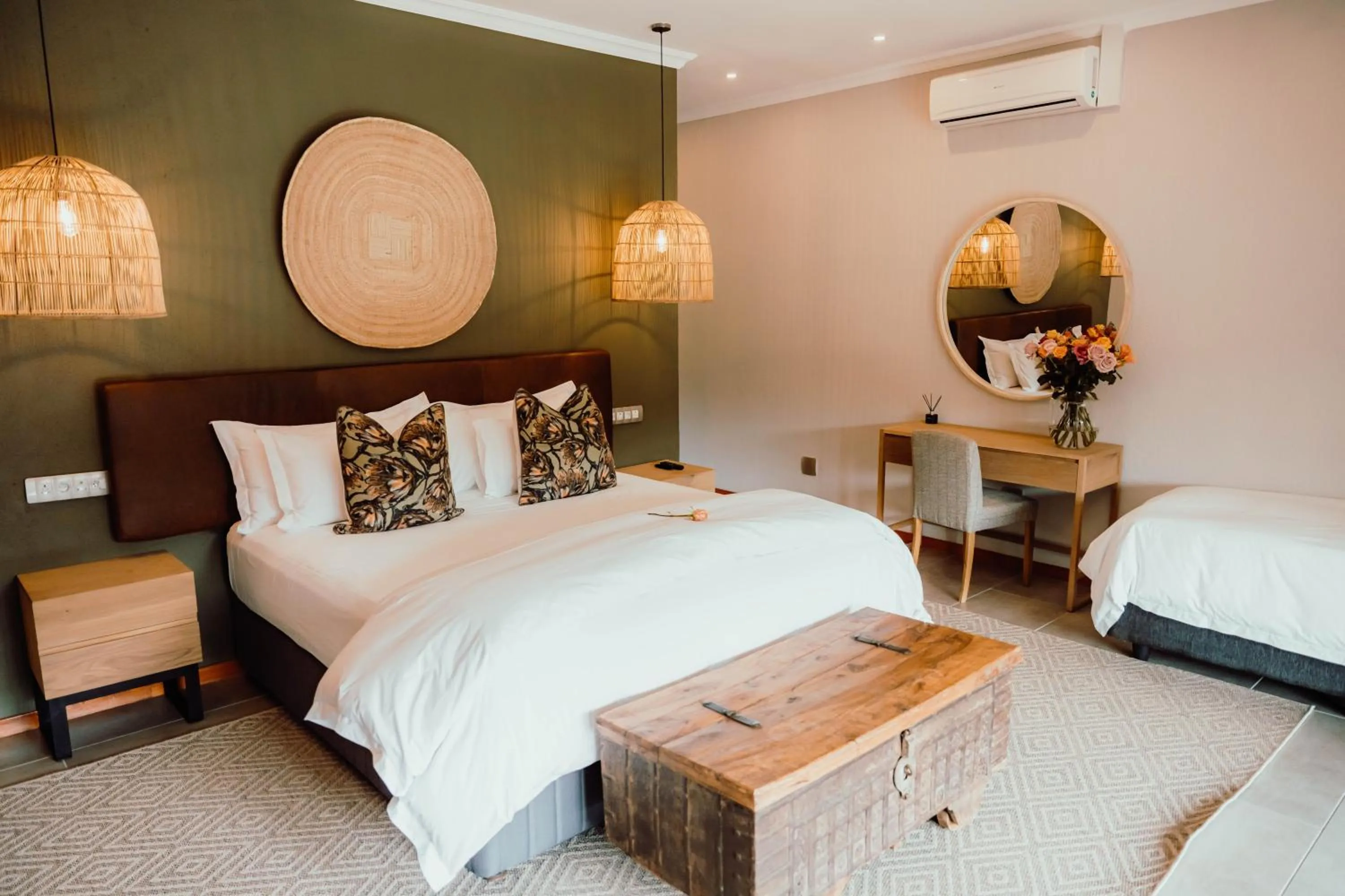 Bedroom, Bed in Bambuu Lakeside Lodge