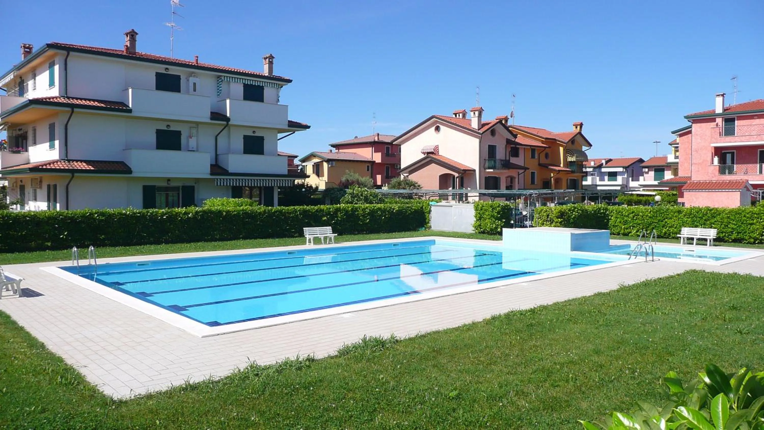 Property building in Villaggio Laguna - Agenzia Cocal