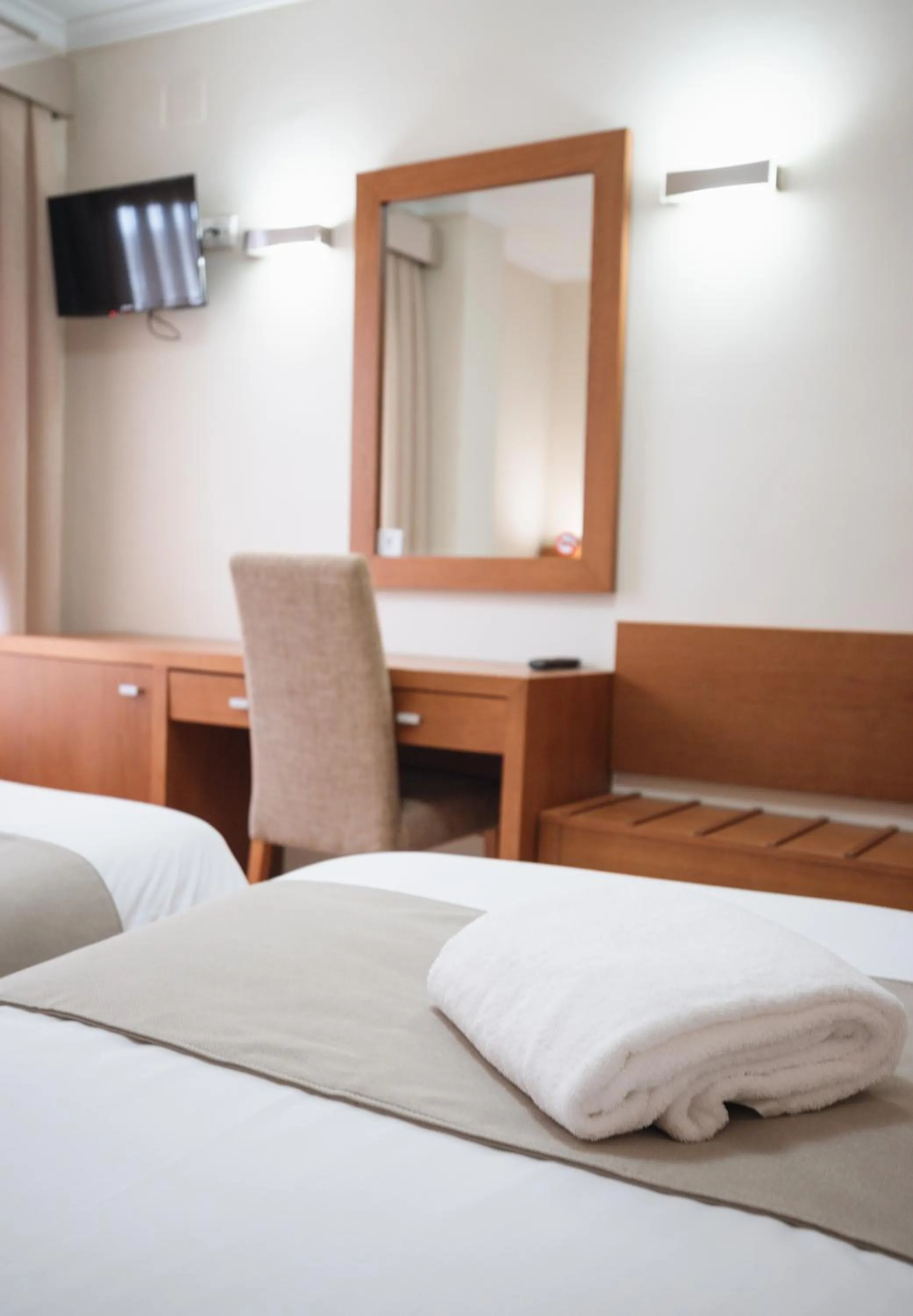 Photo of the whole room, Bed in Nou Avenida