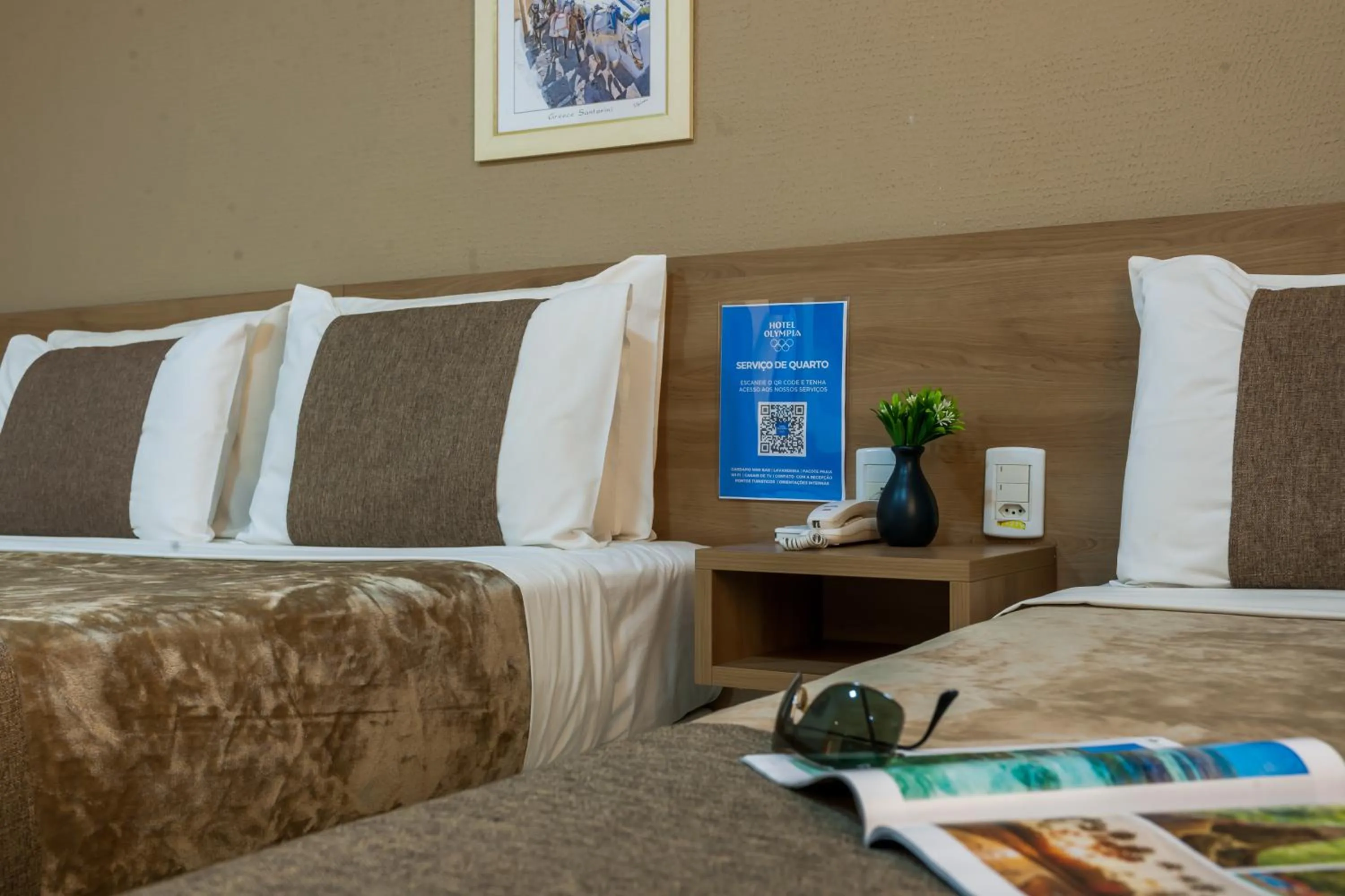 Bedroom, Bed in Hotel Olympia