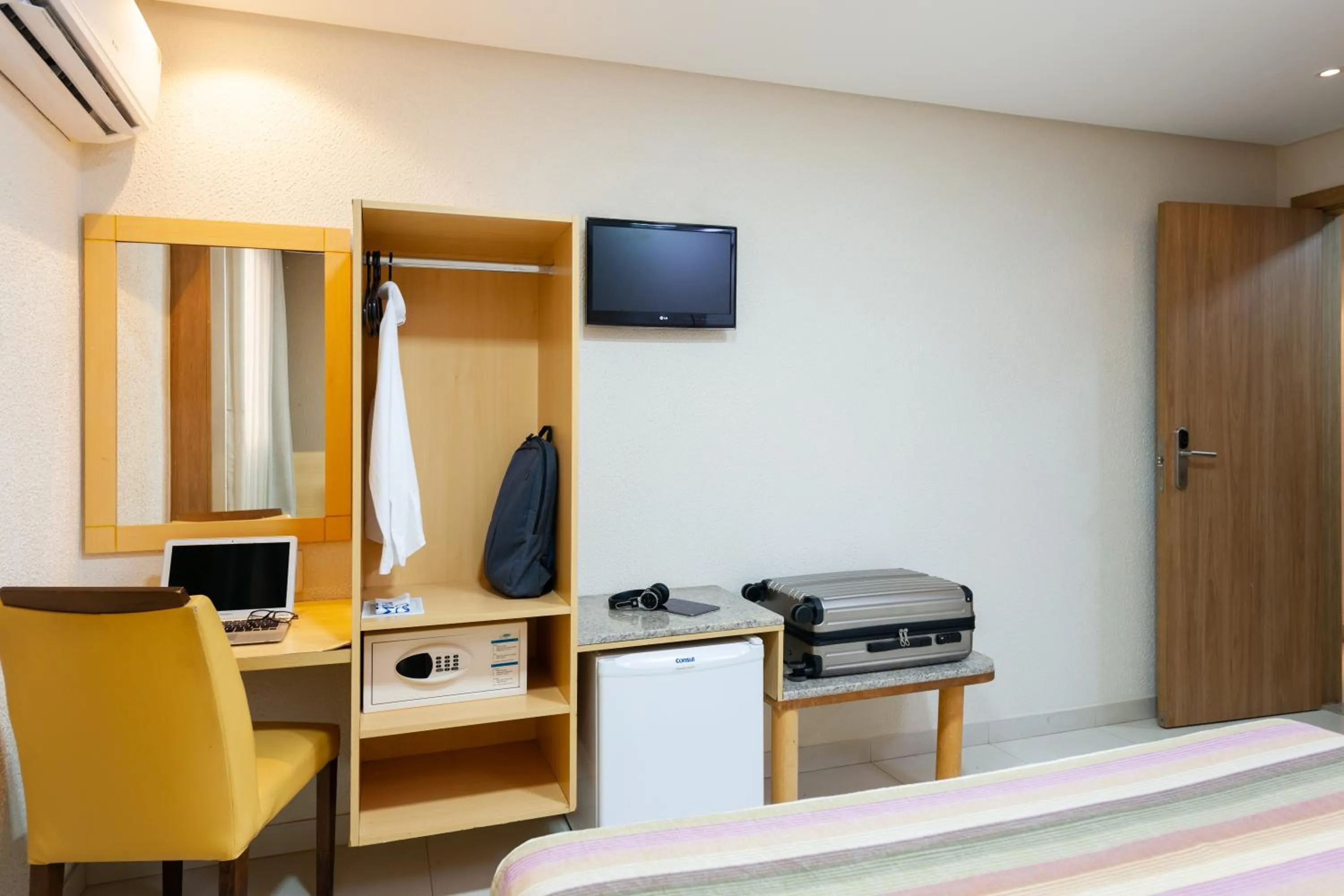 TV and multimedia in Hotel Olympia