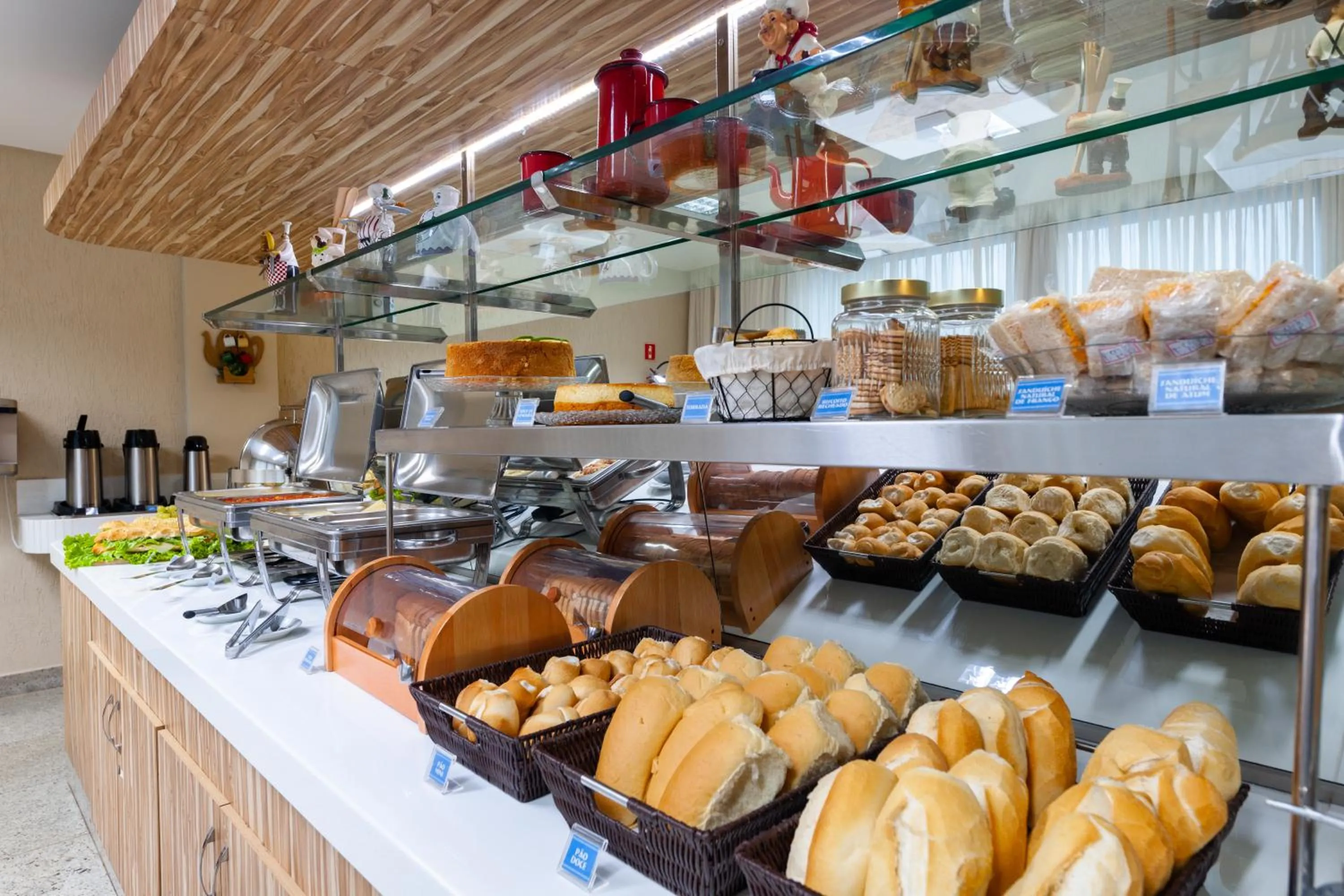 Breakfast in Hotel Olympia